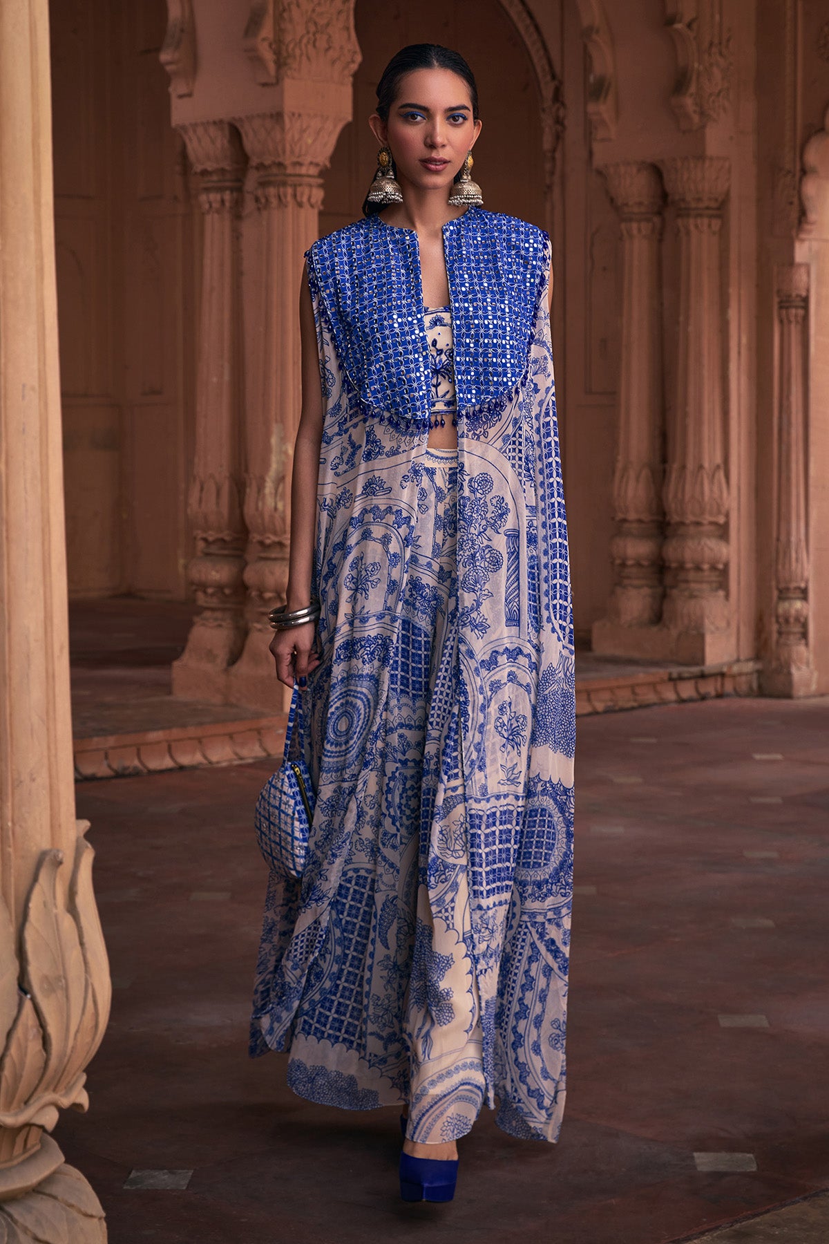 BLUE THIKRI PRINT & HIGHLIGHTED  CAPE SET