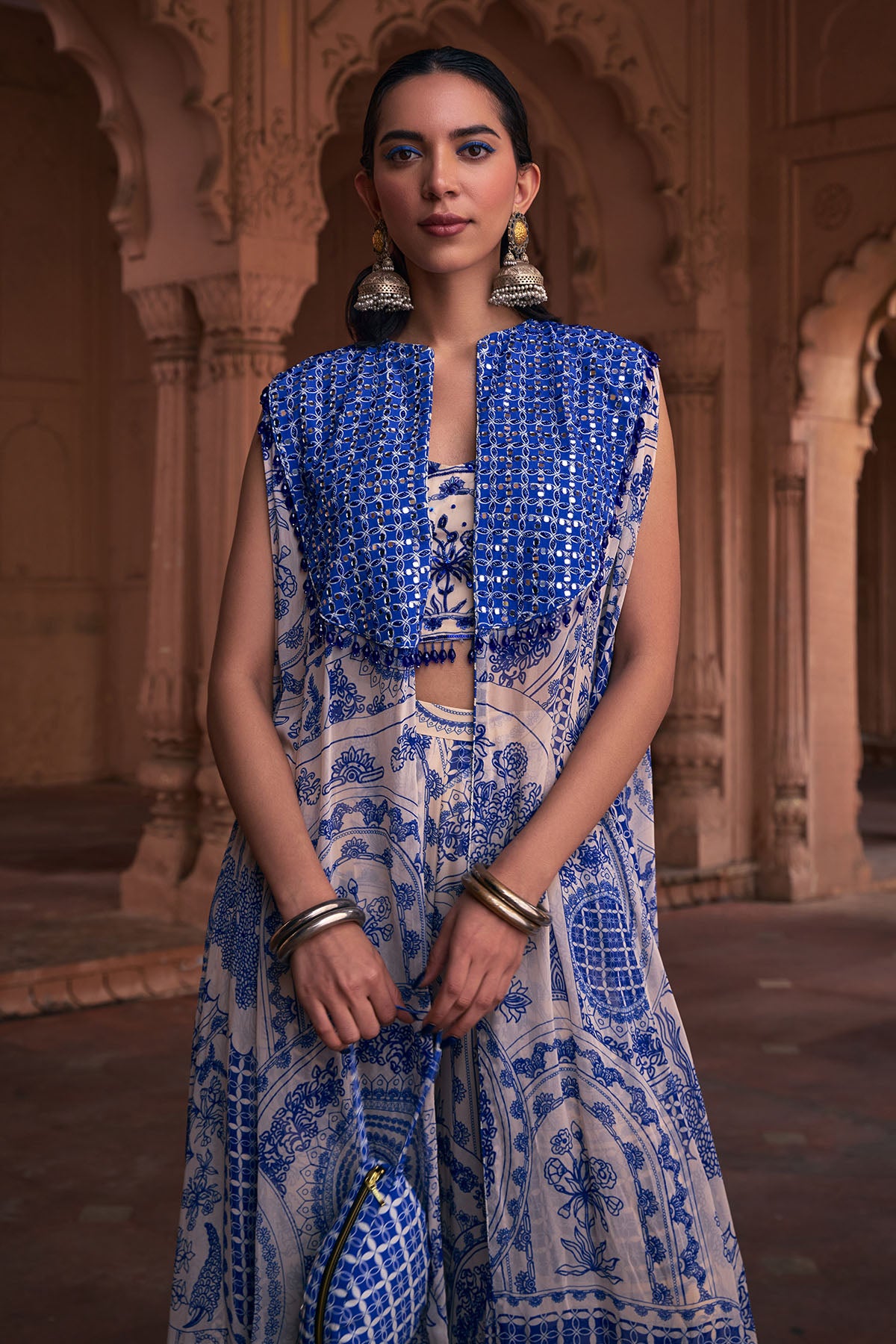 BLUE THIKRI PRINT & HIGHLIGHTED  CAPE SET