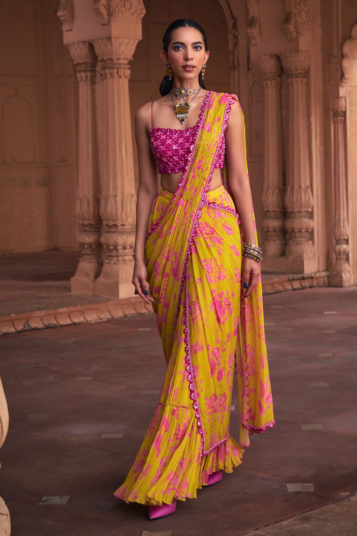 MANGO YELLOW FLORAL PRINT & HIGHLIGHTED SAREE SET