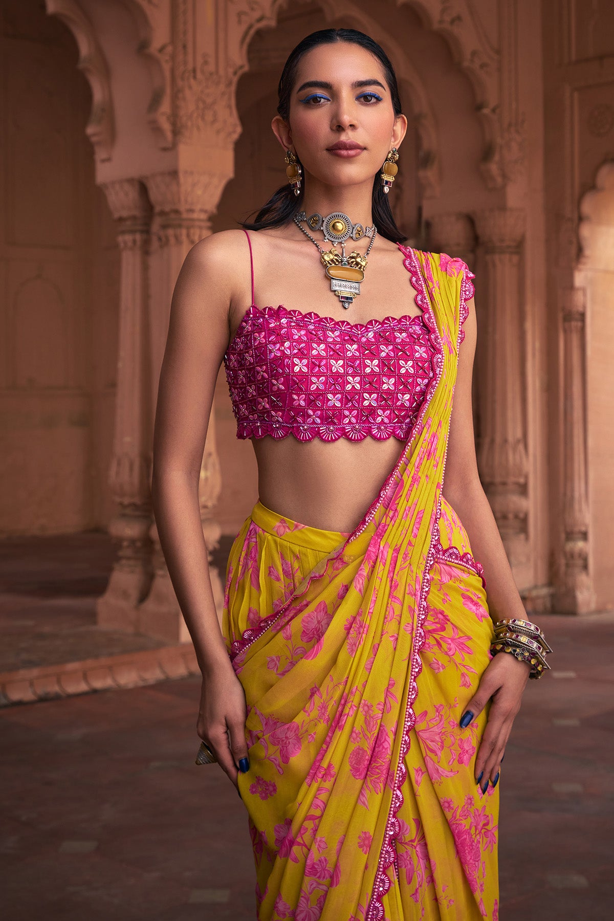 MANGO YELLOW FLORAL PRINT & HIGHLIGHTED SAREE SET