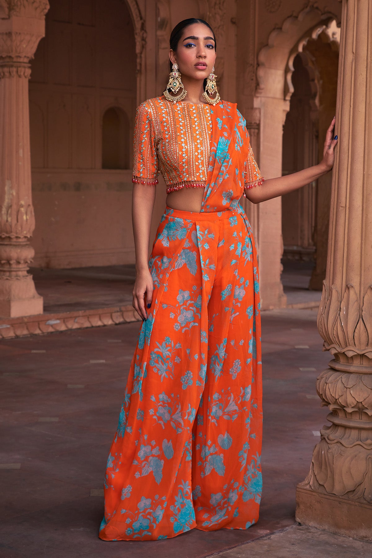 TANGERINE FLORAL PRINT & HIGHLIGHTED SAREE SET