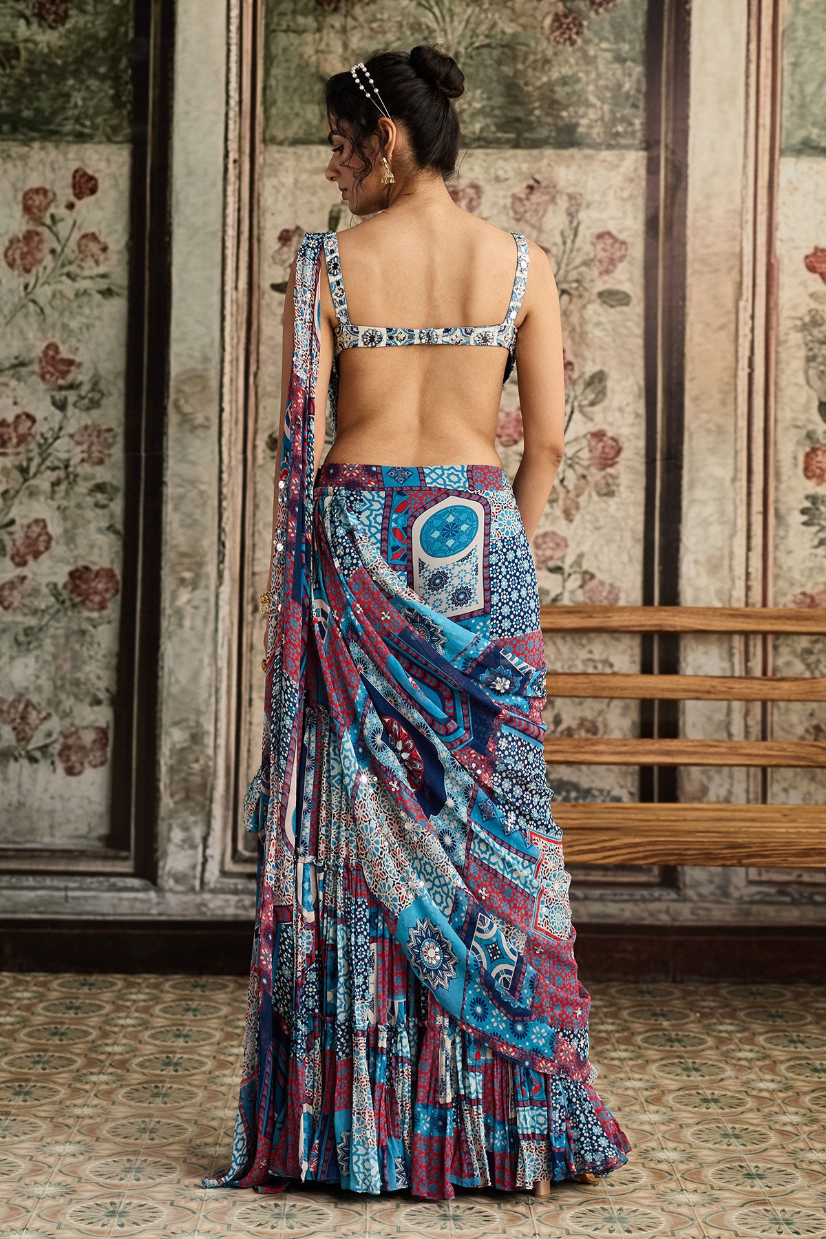 Ivory Butta Print And Highlighted Blouse With Teal Print And Highlighted Gharara Saree Set