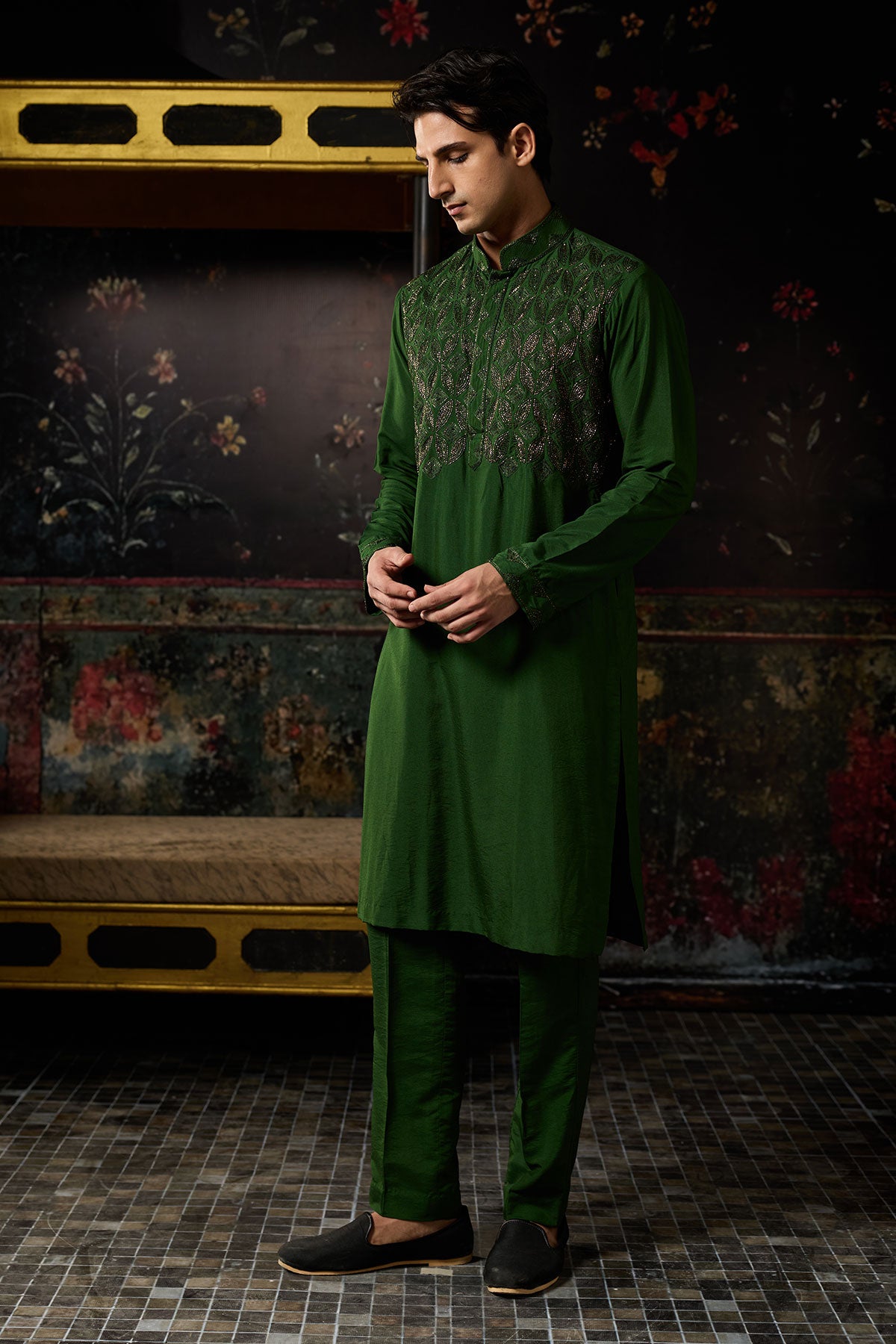 Green Embroidered Kurta & Pants