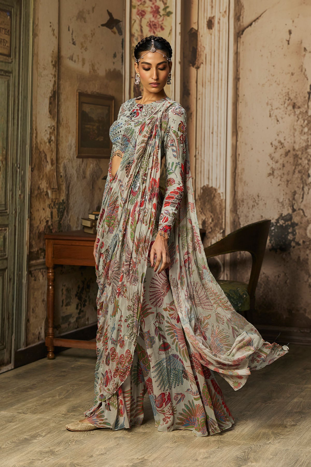 Slate Grey Printed And Highlighted Tiered Skirt Saree Set