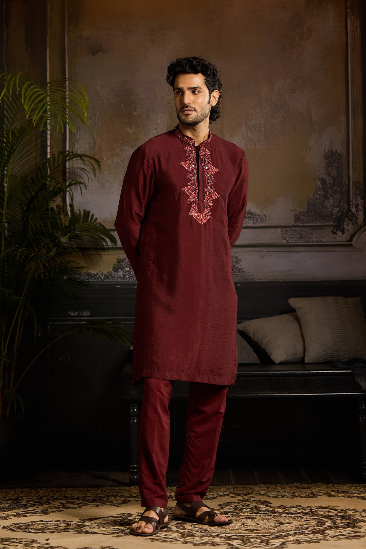 MAROON WITH TONE ON TONE EMBROIDERED KURTA PAIRED WITH MAROON PANTS