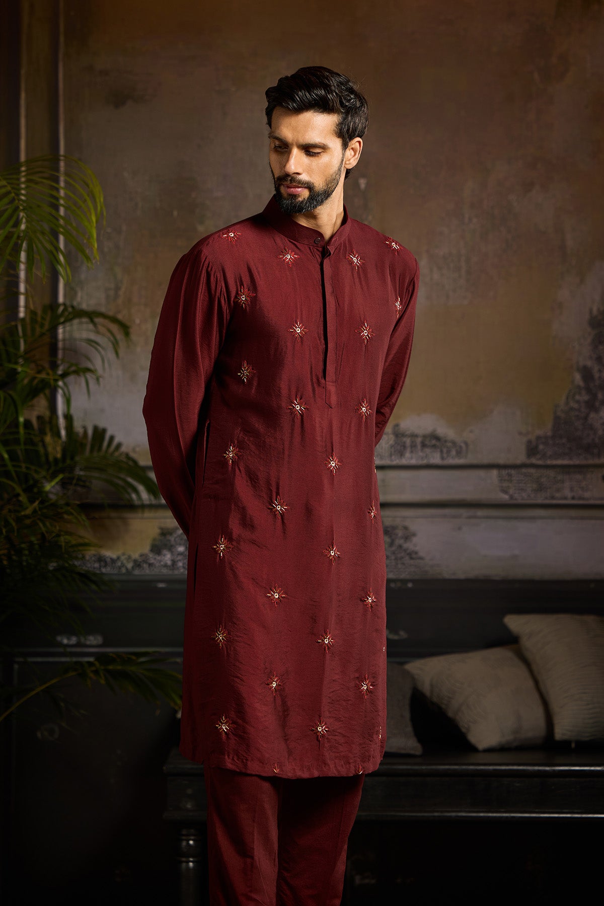 MAROON FLORAL BUTTA KURTA PAIRED WITH MAROON PANTS