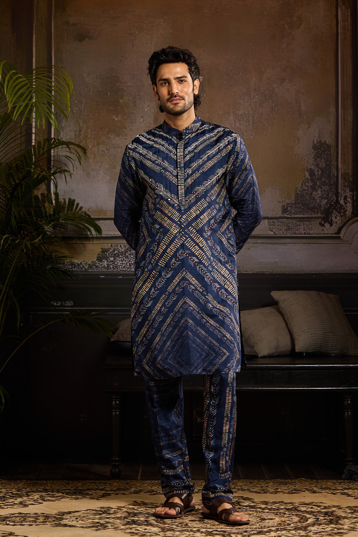 BLUE CHEVRON PRINT BUNDI AND KURTA PAIRED WITH PRINTED PANTS