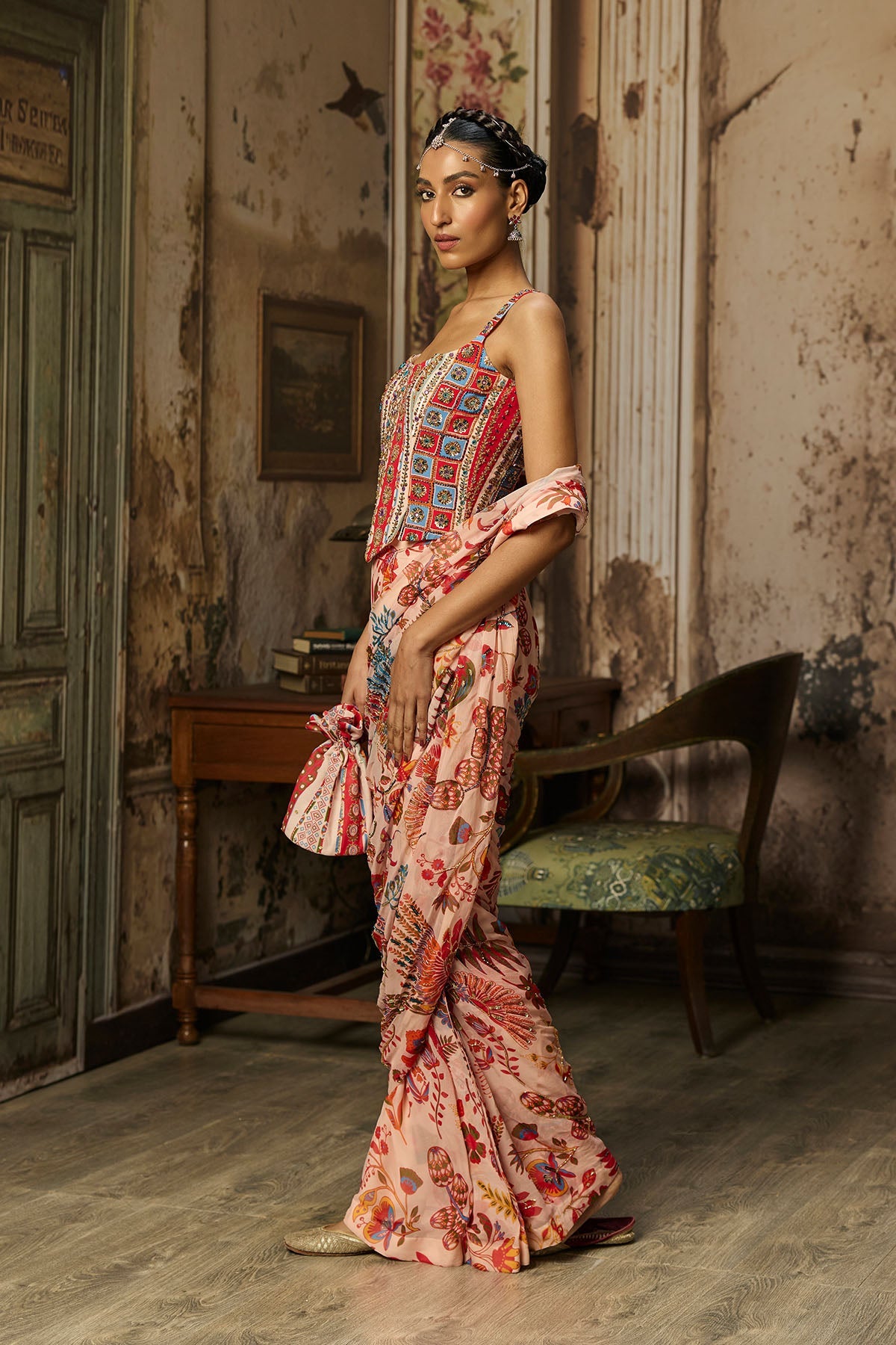 Blush Pink Printed And Highlighted Classic Saree Set