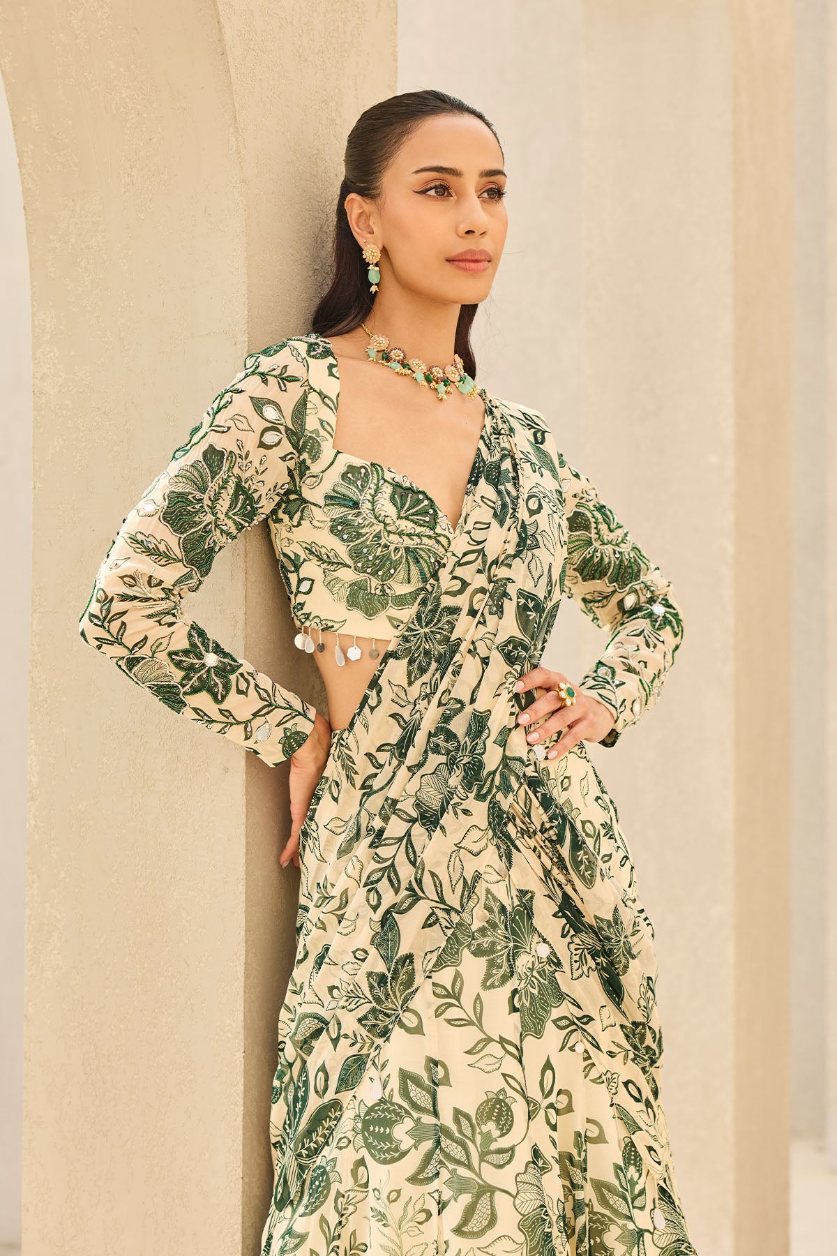 IVORY & GREEN FLORAL PRINTED SAREE SET