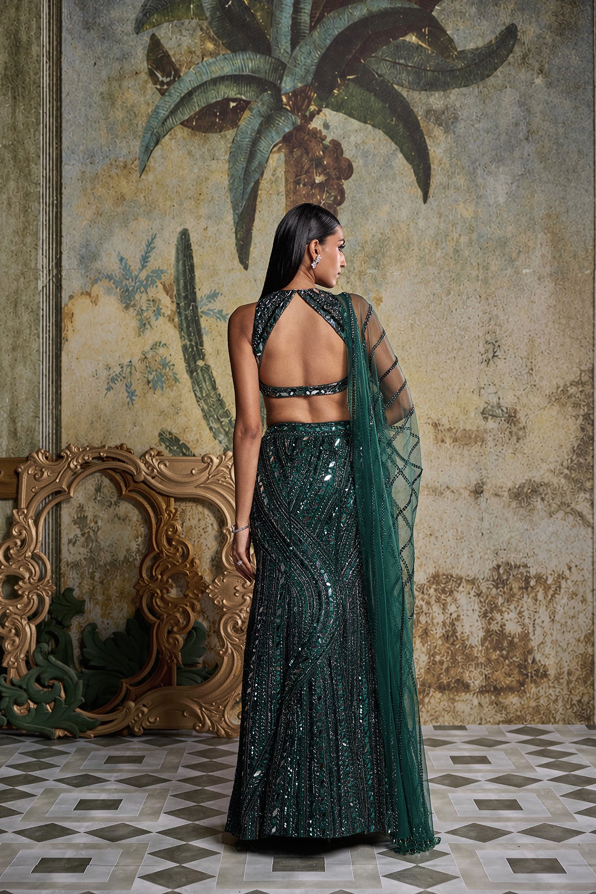 EMERALD GREEN EMBELLISHED MERMAID SKIRT SET