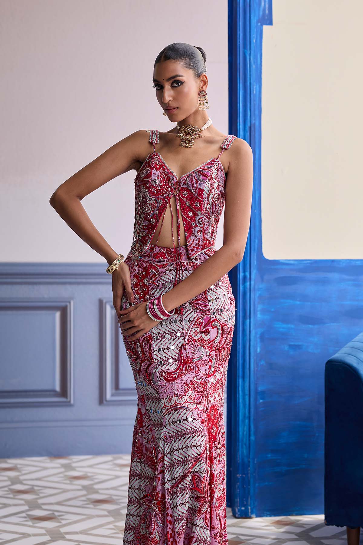 RED FLORAL CORSET WITH HIGHLIGHTED MERMAID SKIRT SET