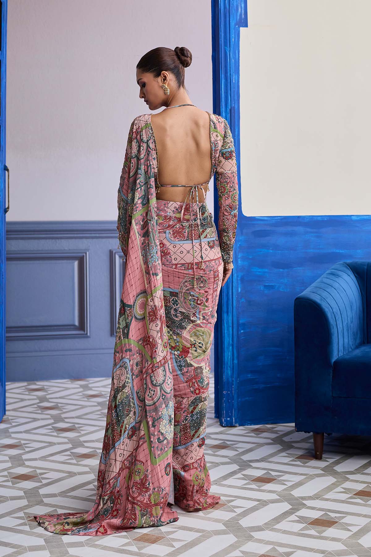 DUSK PINK HIGHLIGHTED BLOUSE WITH COORDINATED PRINTED DHOTI SAREE SET