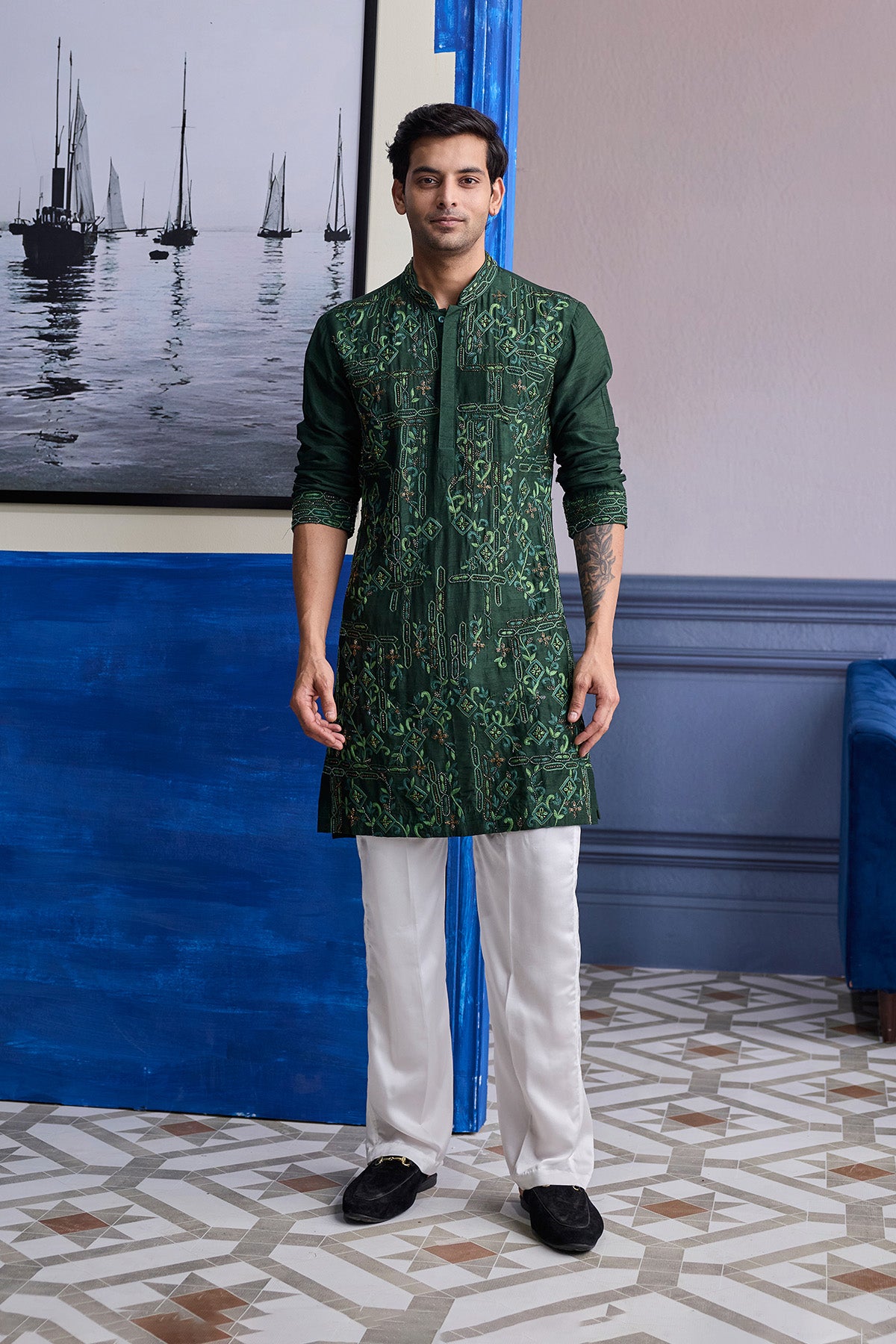 BOTTLE GREEN THREAD WORK EMBROIDERED KURTA WITH IVORY PANTS