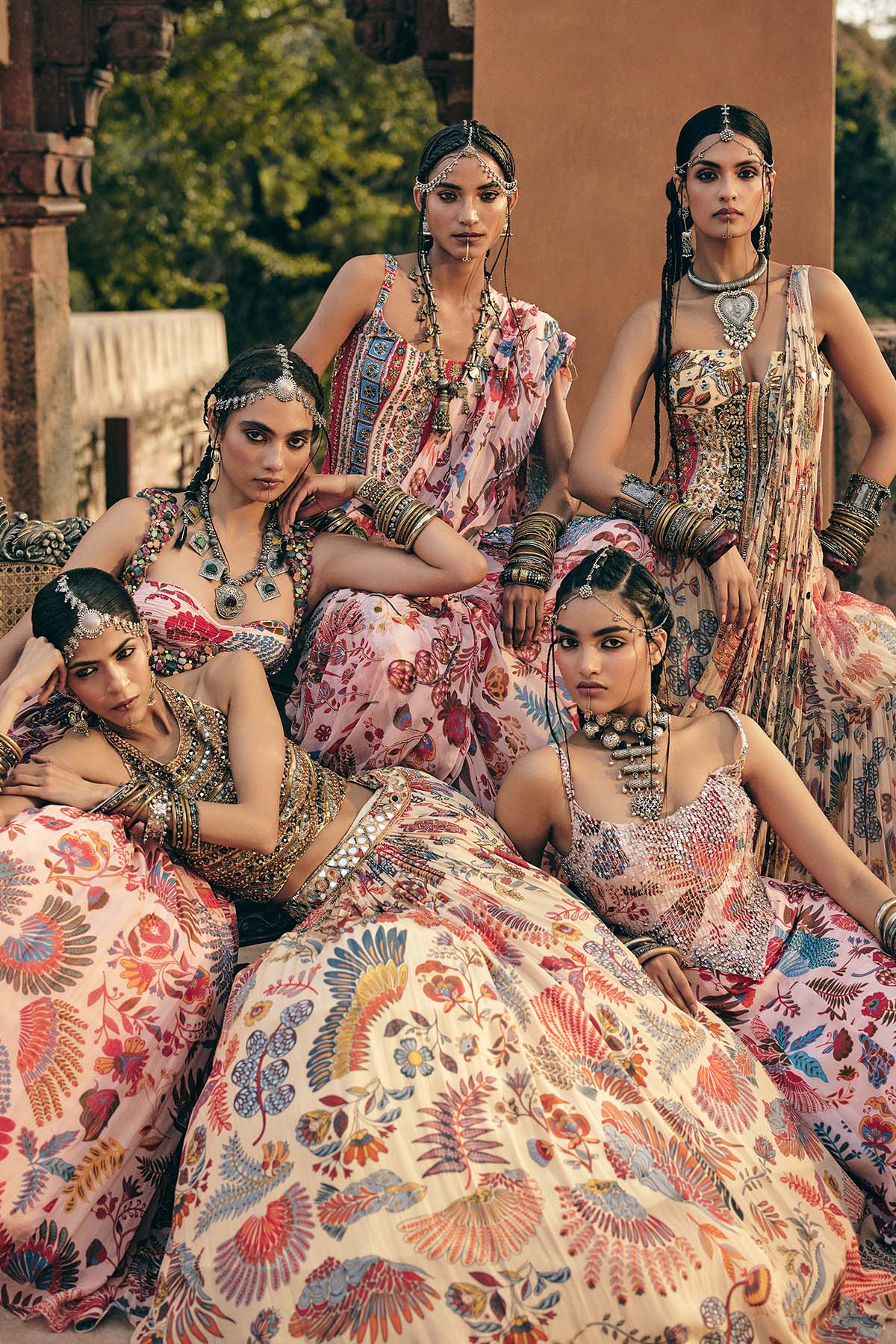 Beige Printed And Highlighted Corset With Tiered Skirt Saree Set