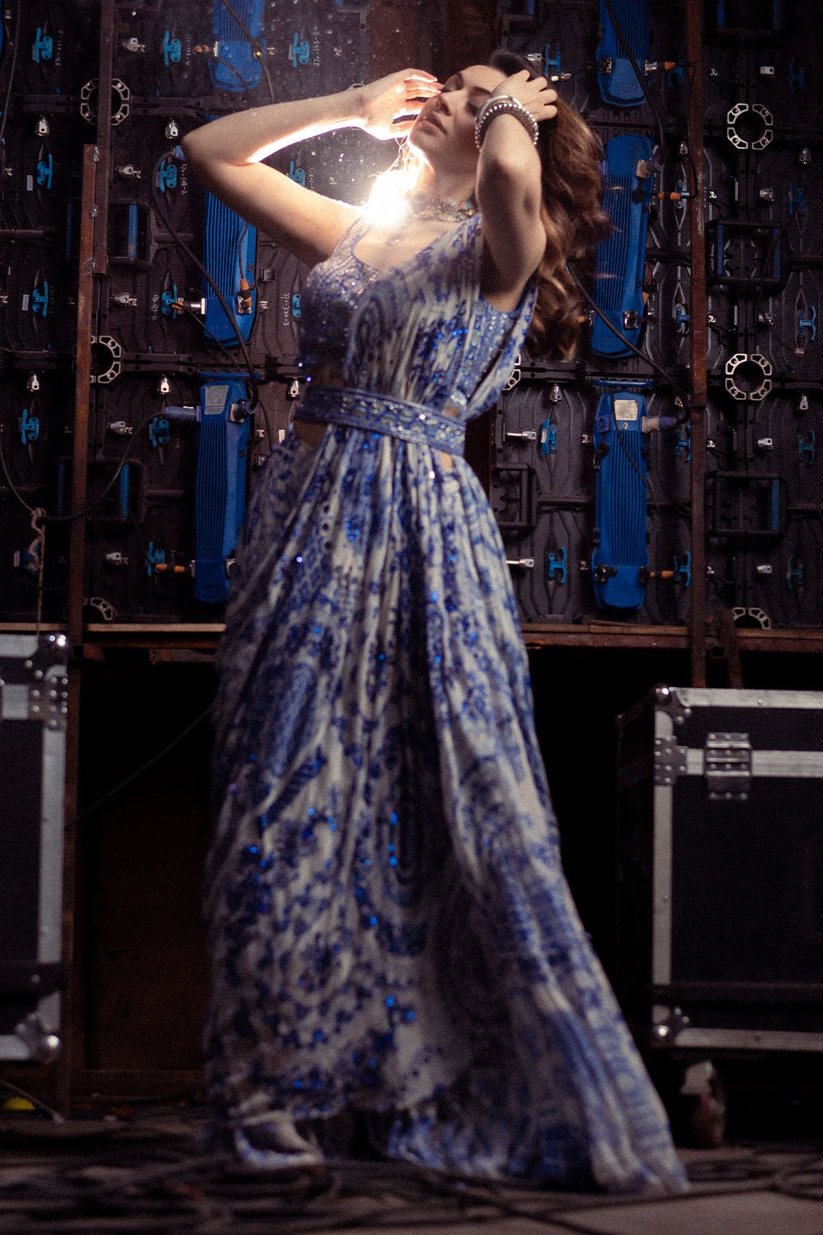 Hansika Motwani in Blue Thikri Print & Highlighted Saree Set
