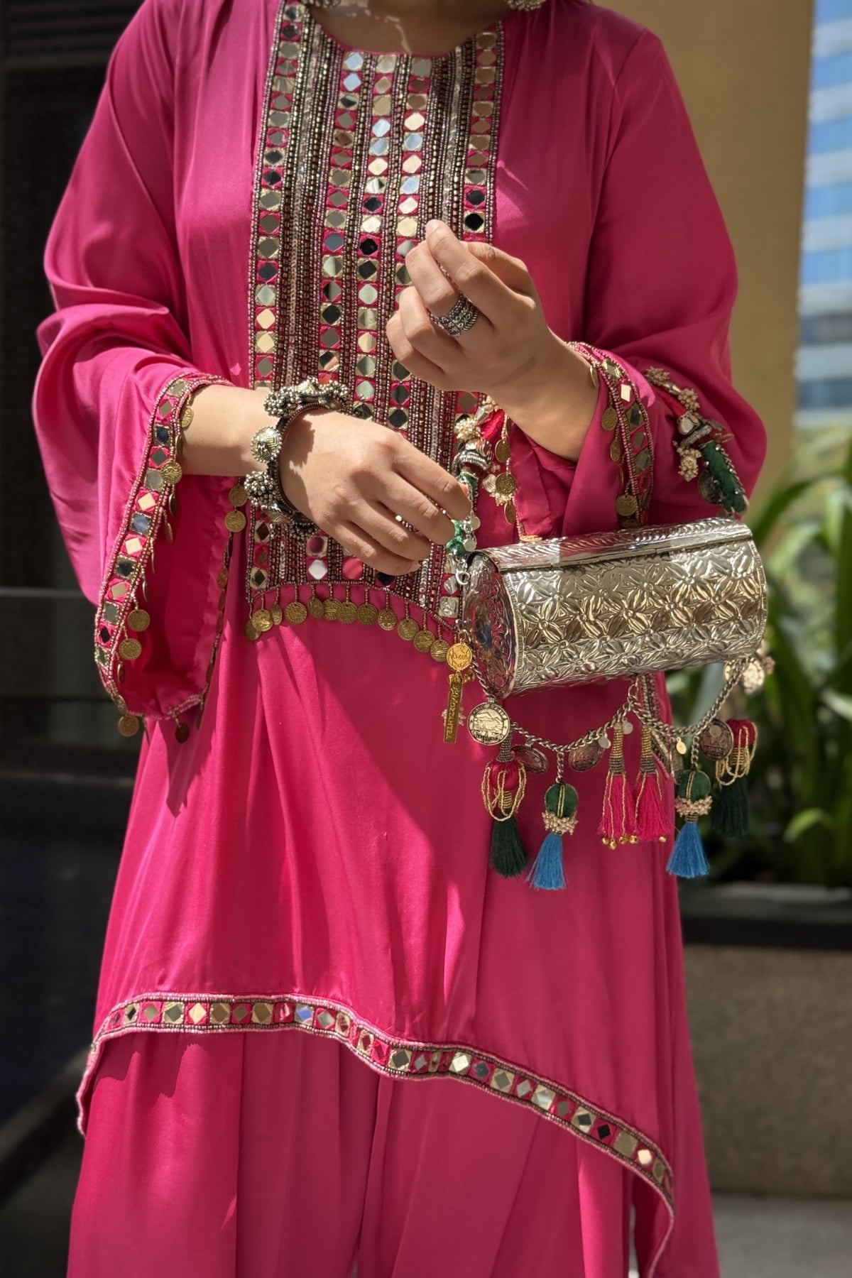 ISHA MULTANI IN FUSCHIA PINK EMBROIDERED KURTI SET