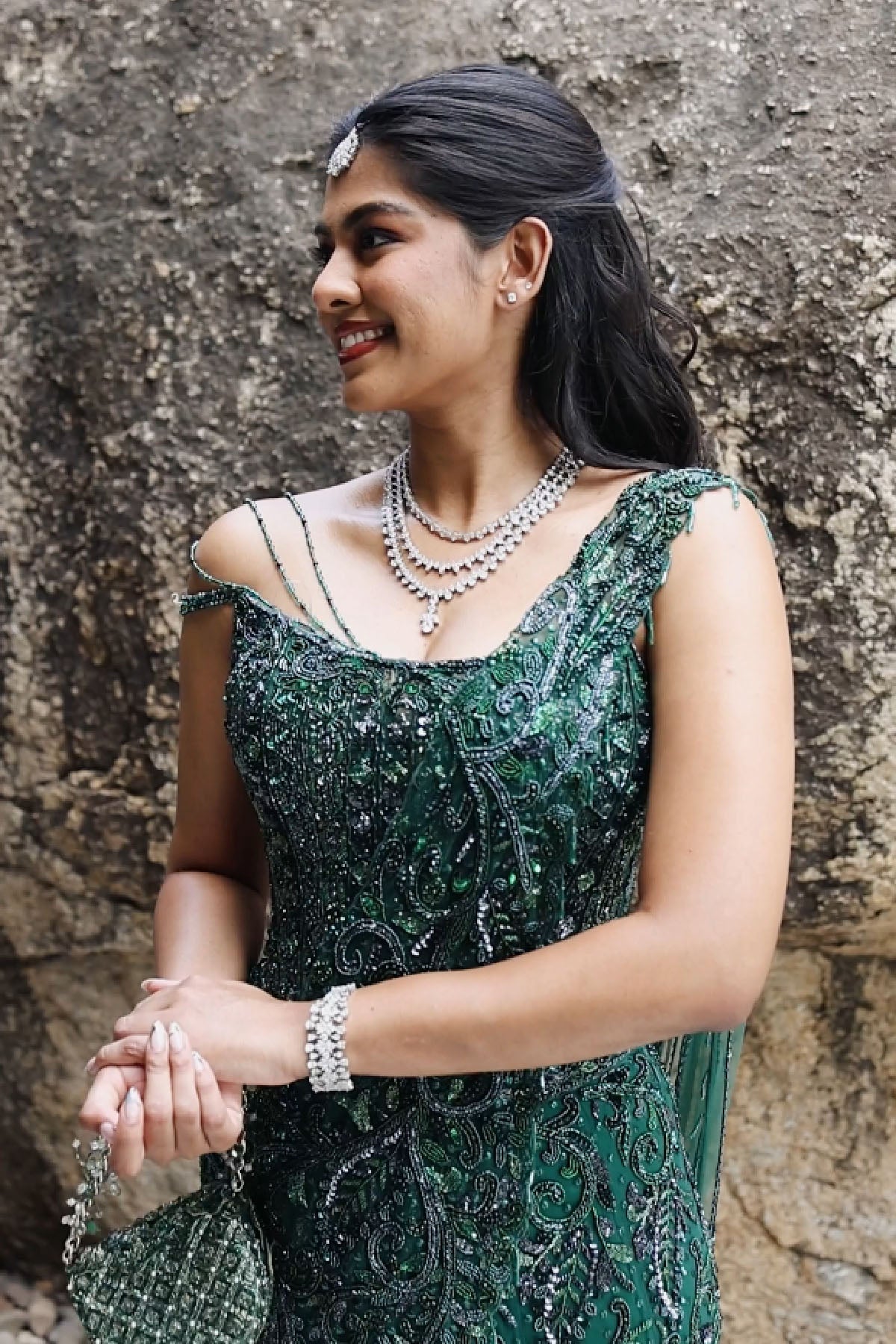 DIVYA BHOPANA IN BOTTLE GREEN EMBELLISHED CORSET SAREE SET