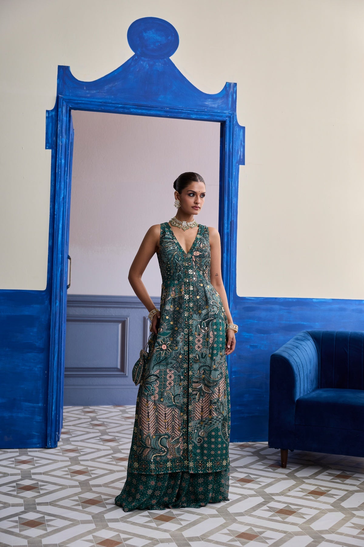 TEAL FLORAL V-NECK STRUCTURED KURTI WITH FLARED PANTS SET