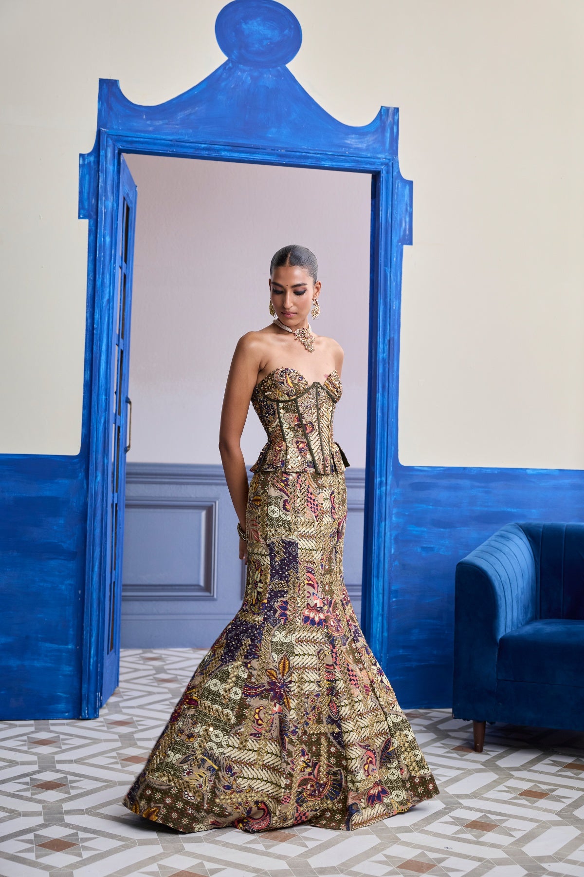 OLIVE PRINT CORSET WITH HIGHLIGHTED MERMAID SKIRT SET