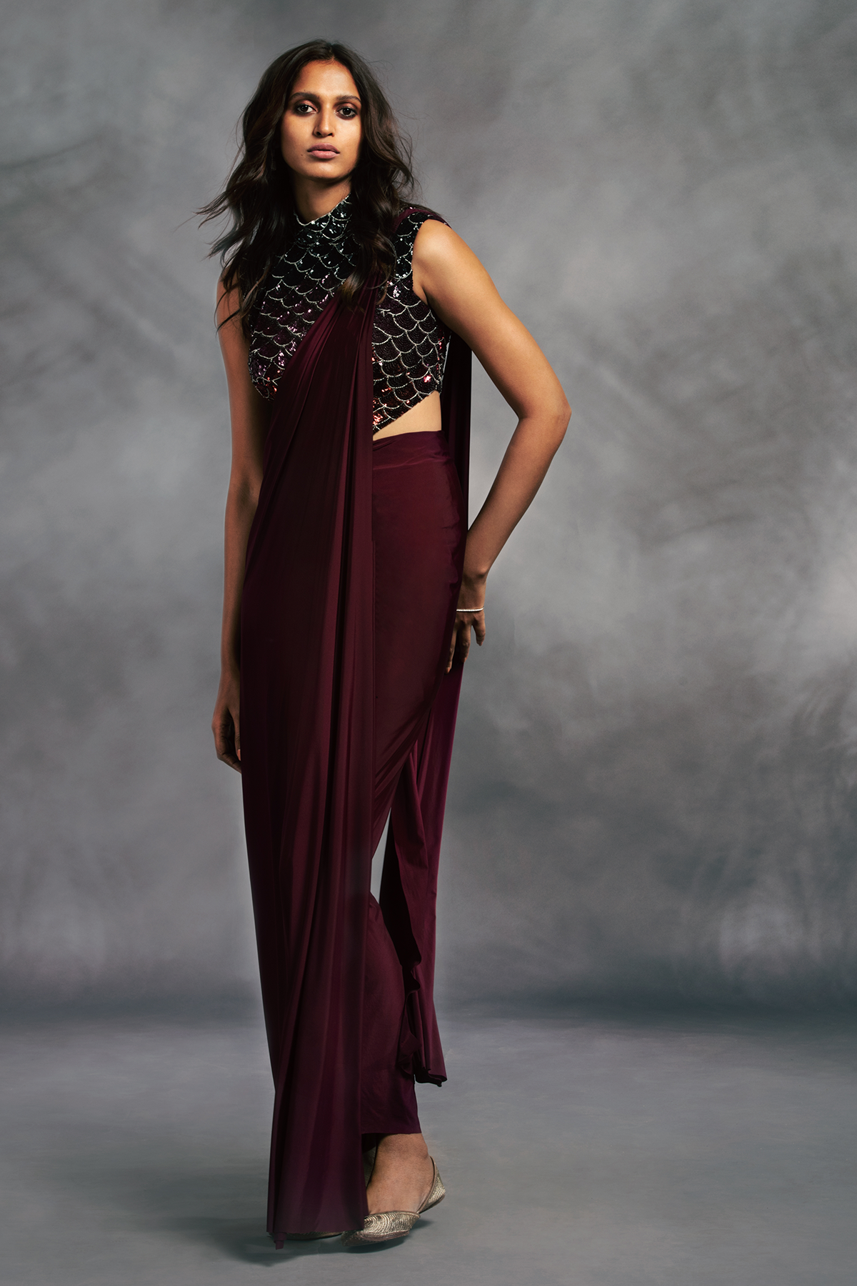 OMBRE EMBROIDERED HIGH NECK SCALLOP BLOUSE WITH MAROON PRESTICHED SKIRT SAREE