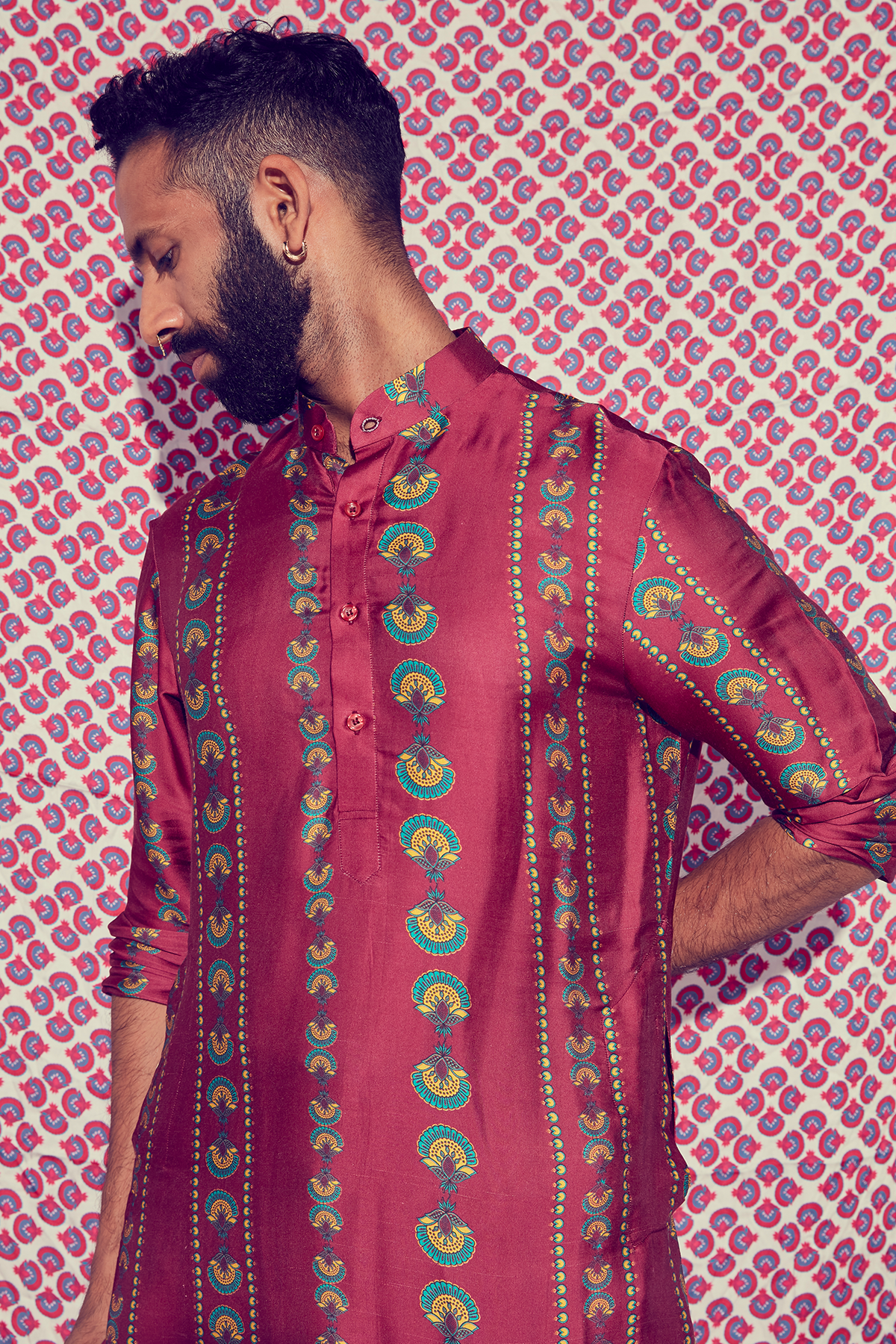 Maroon Border Printed Kurta With Maroon Butta Printed Pant