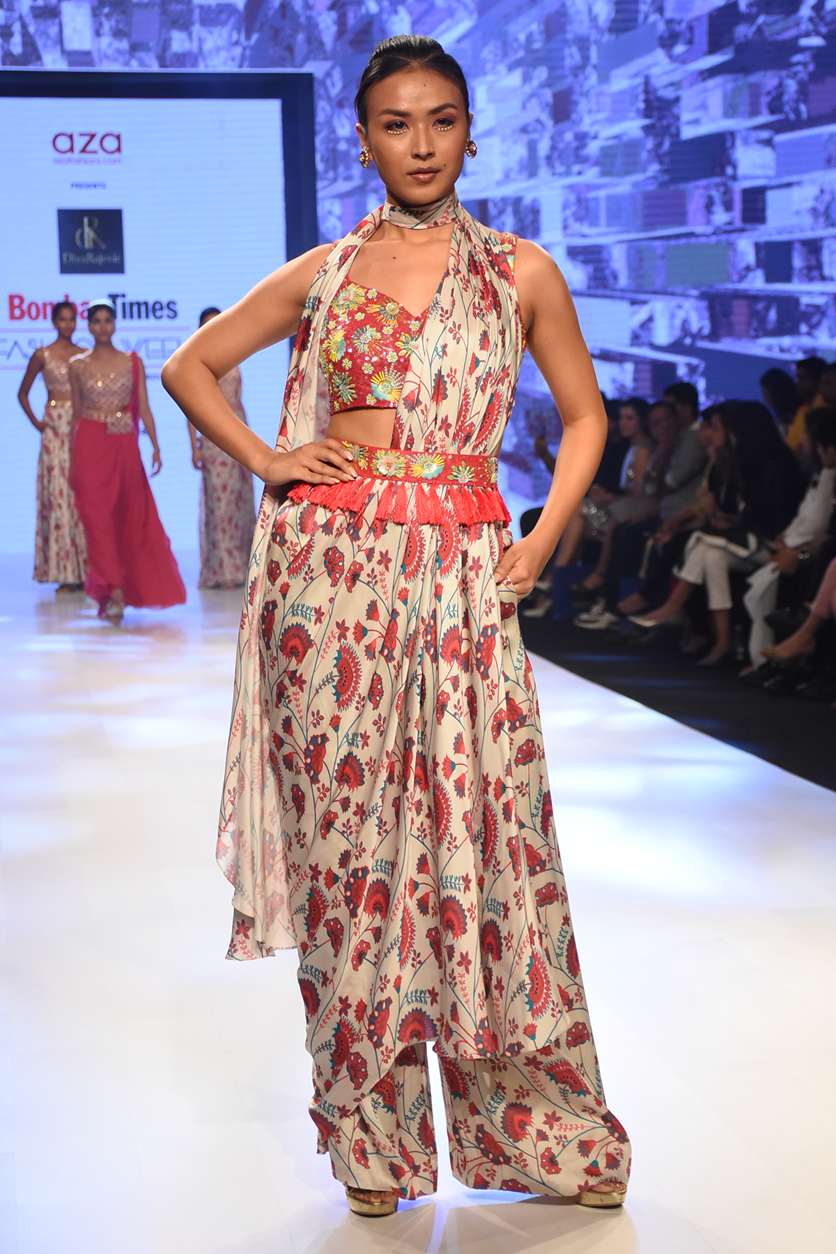 Pink 3D Embroidered Blouse & Jaal Printed Pant Saree