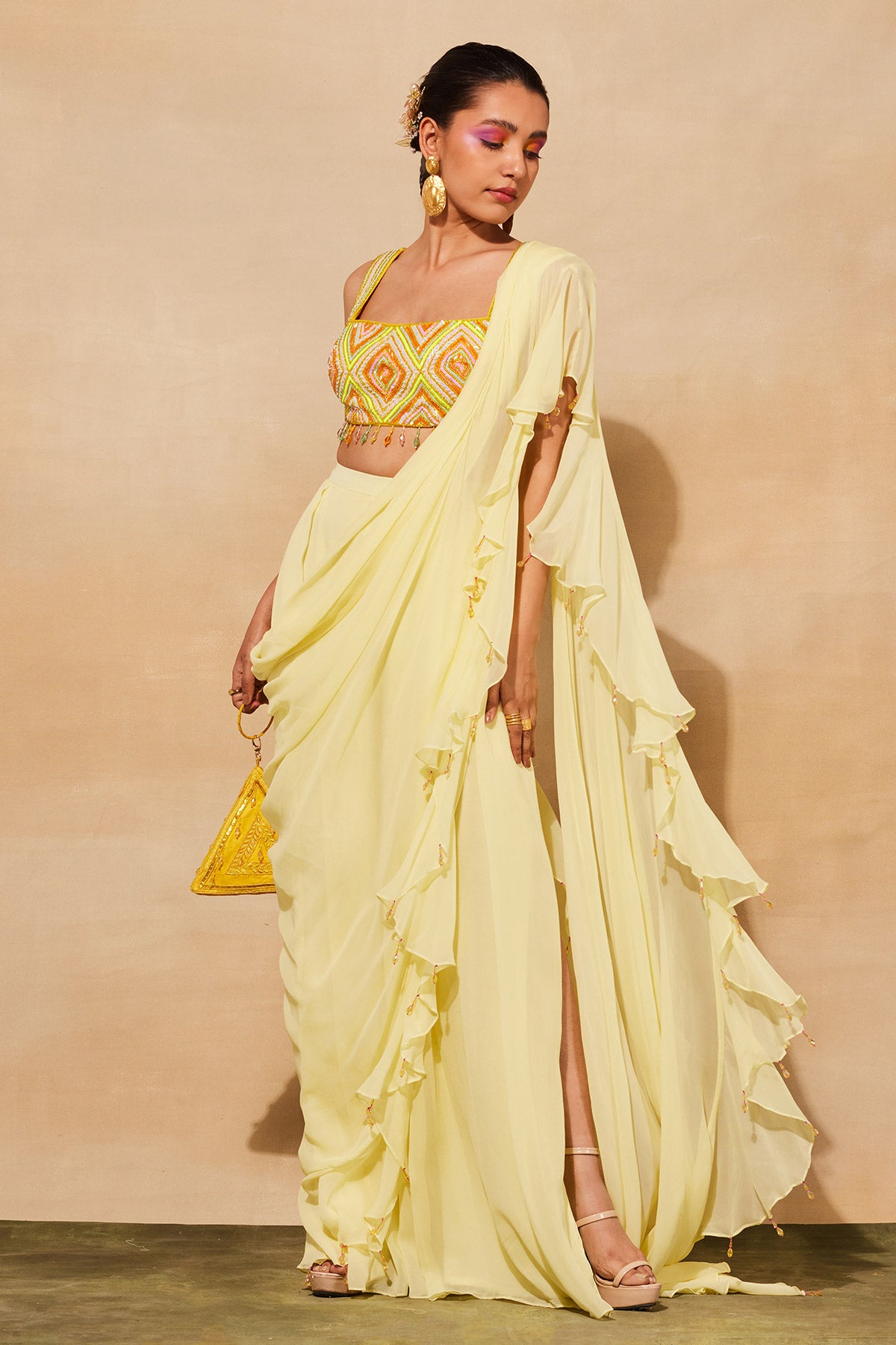 PASTEL YELLOW DIAMOND EMBROIDERED SAREE SET