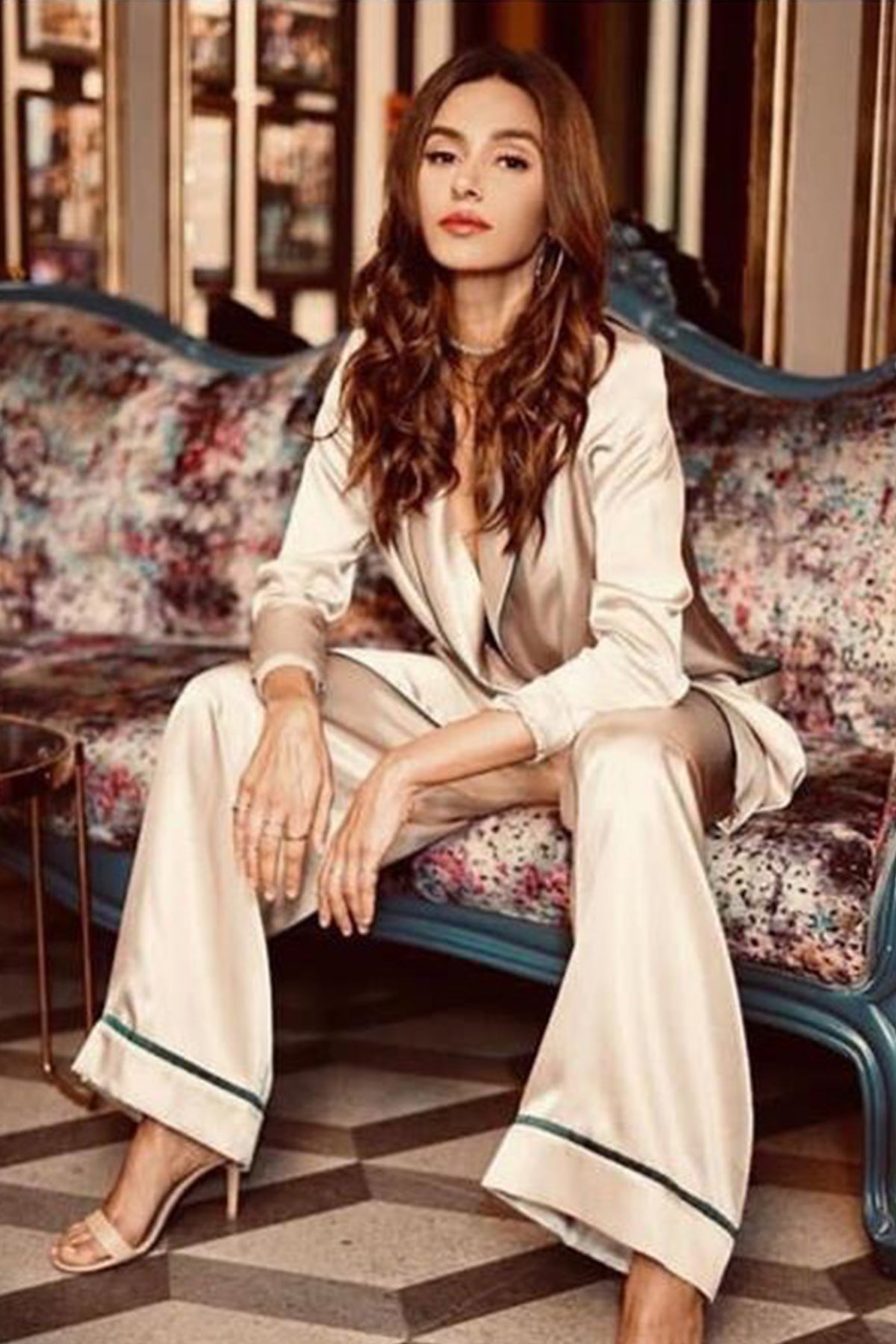 Shibani Dandekar in Pyjama Style Suit