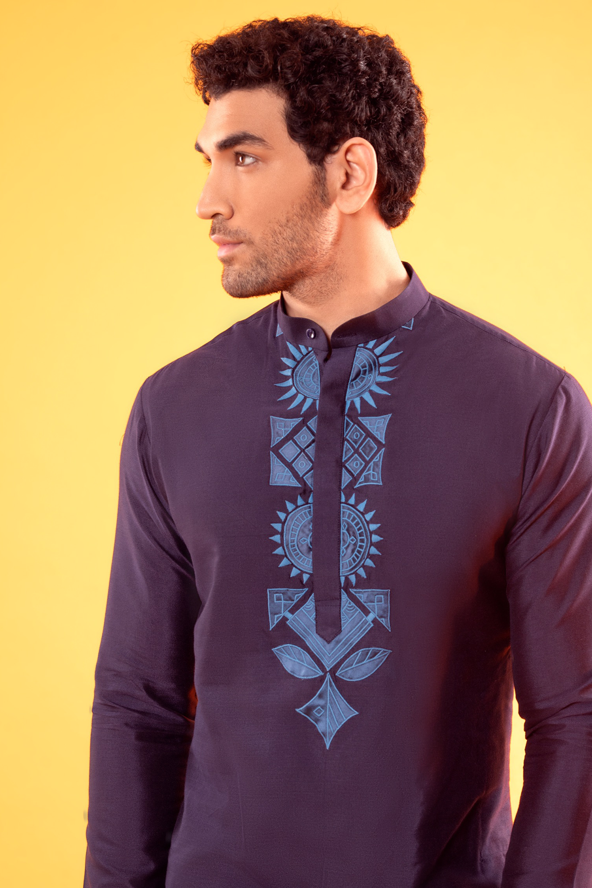 Navy Blue Thread Embroidered Kurta & Bandi