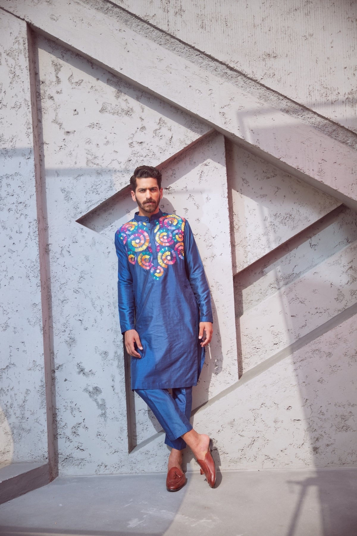 Indigo Blue Multicolour thread and acrylic Circle embroidered Kurta