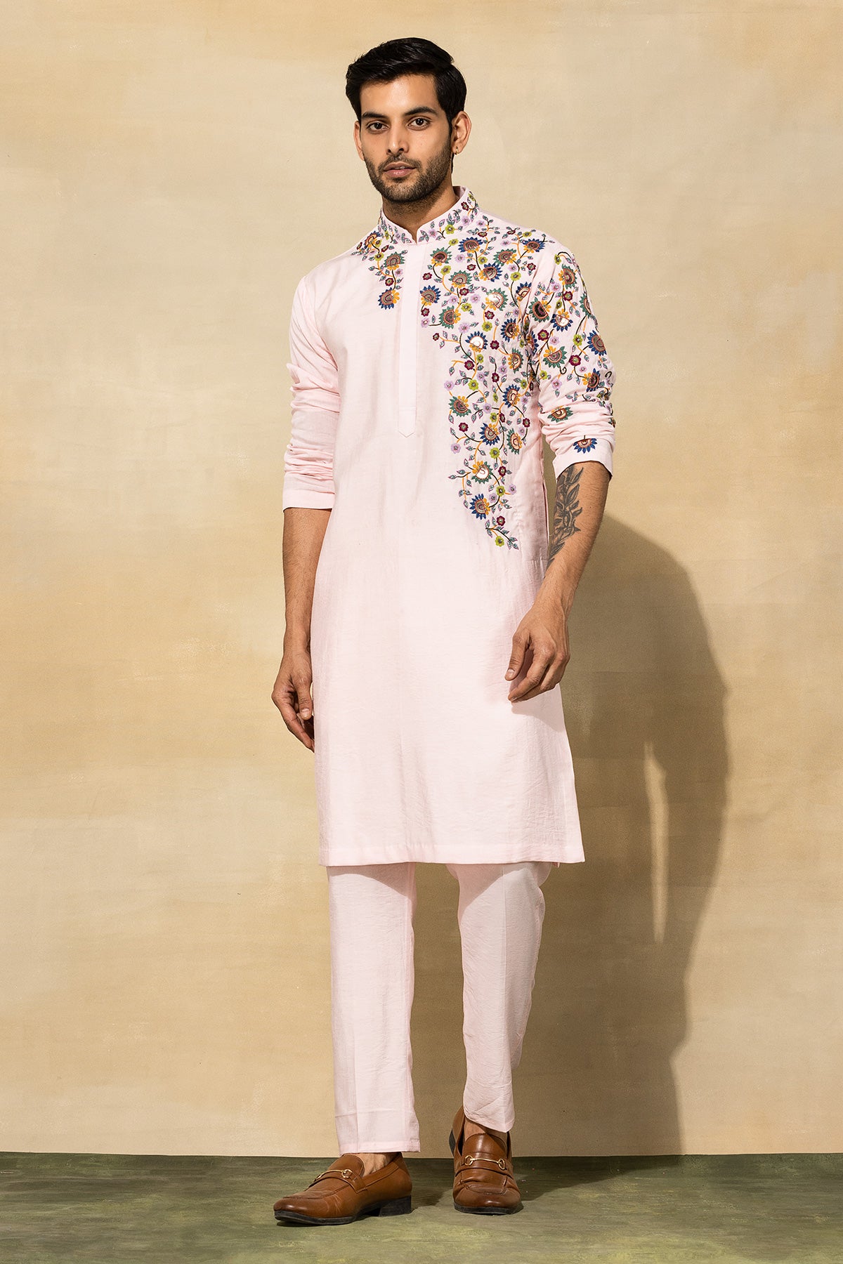 BLUSH PINK ACRYLIC,CUTDANA EMBROIDERED KURTA