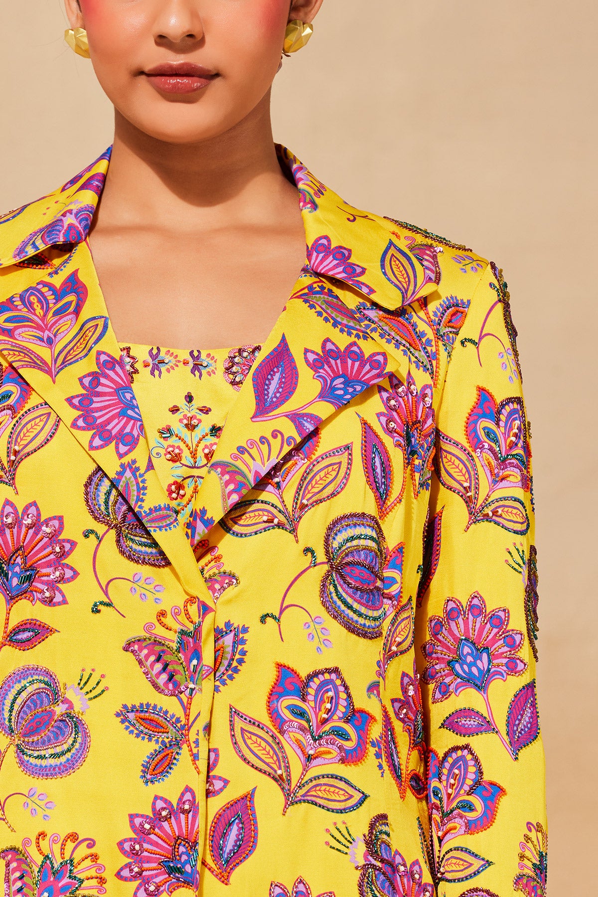 YELLOW PRINT & EMBROIDERED BLAZER SET