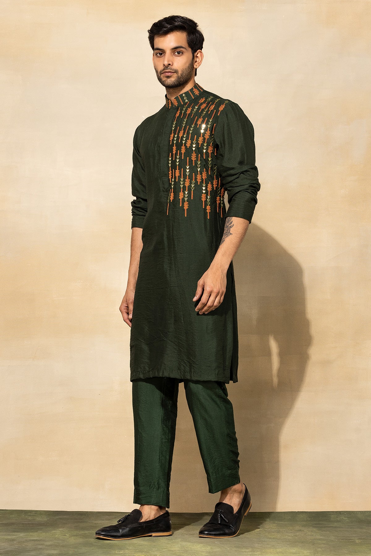 OLIVE GREEN ARROW EMBROIDERED KURTA & BUNDY