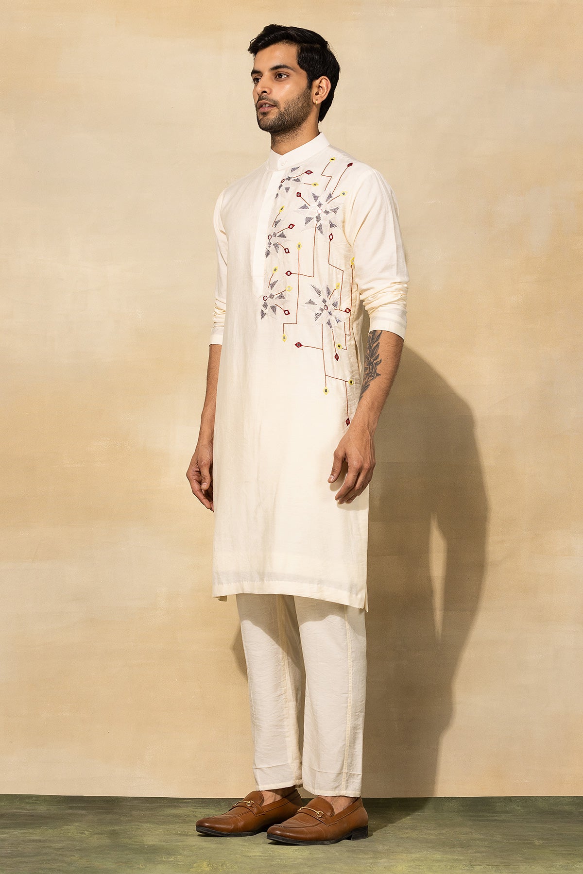 ECRU WHITE ACRYLIC ,CUTDANA EMBROIDERED KURTA