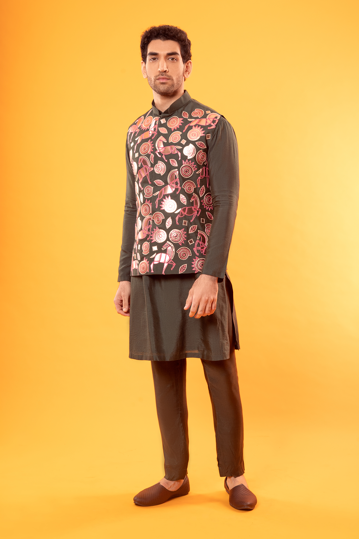 Olive Green Acrylic Horse Embroidered Kurta & Bandi