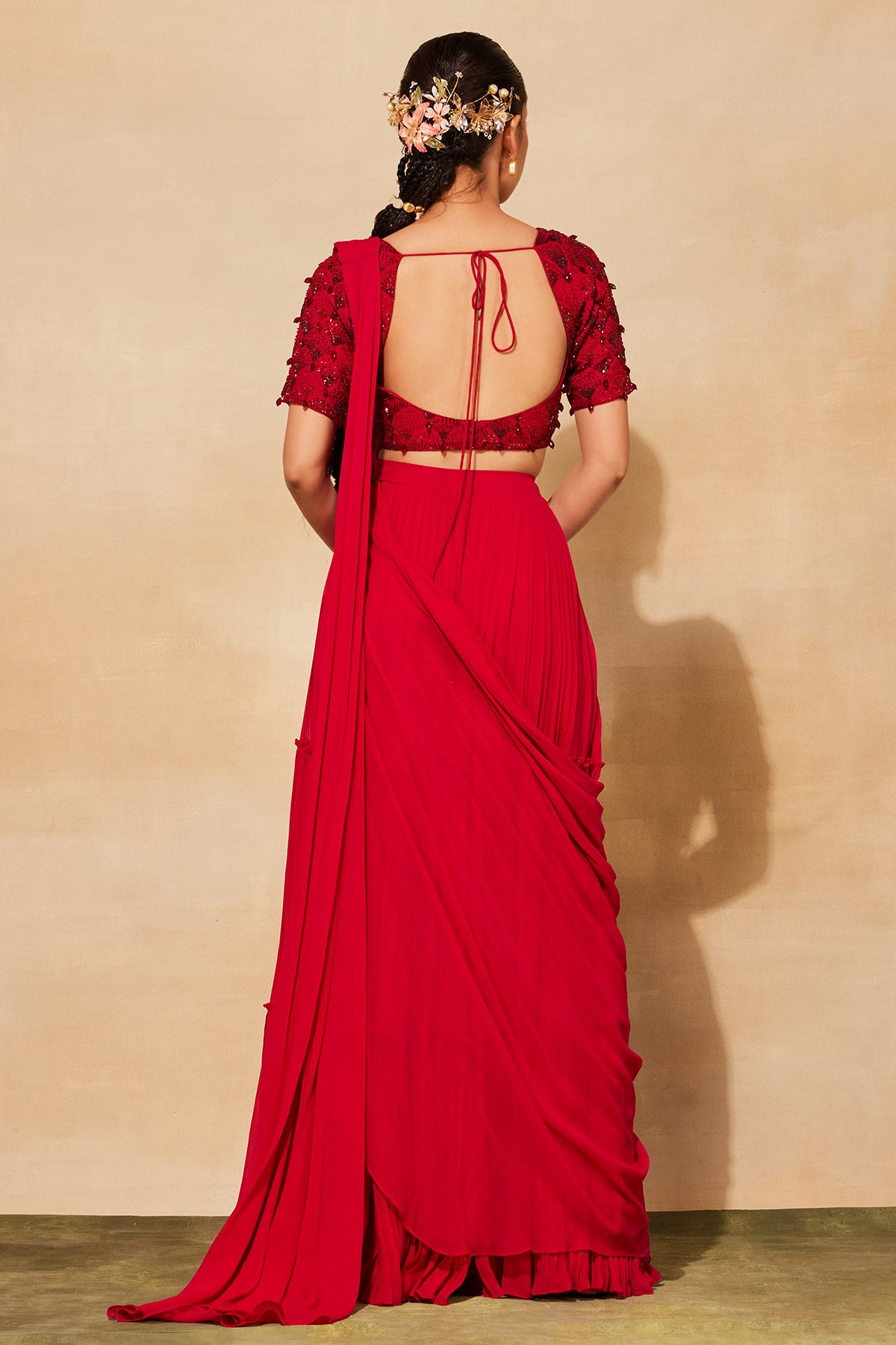 CRIMSON RED SCALLOP EMBROIDERED SAREE SET