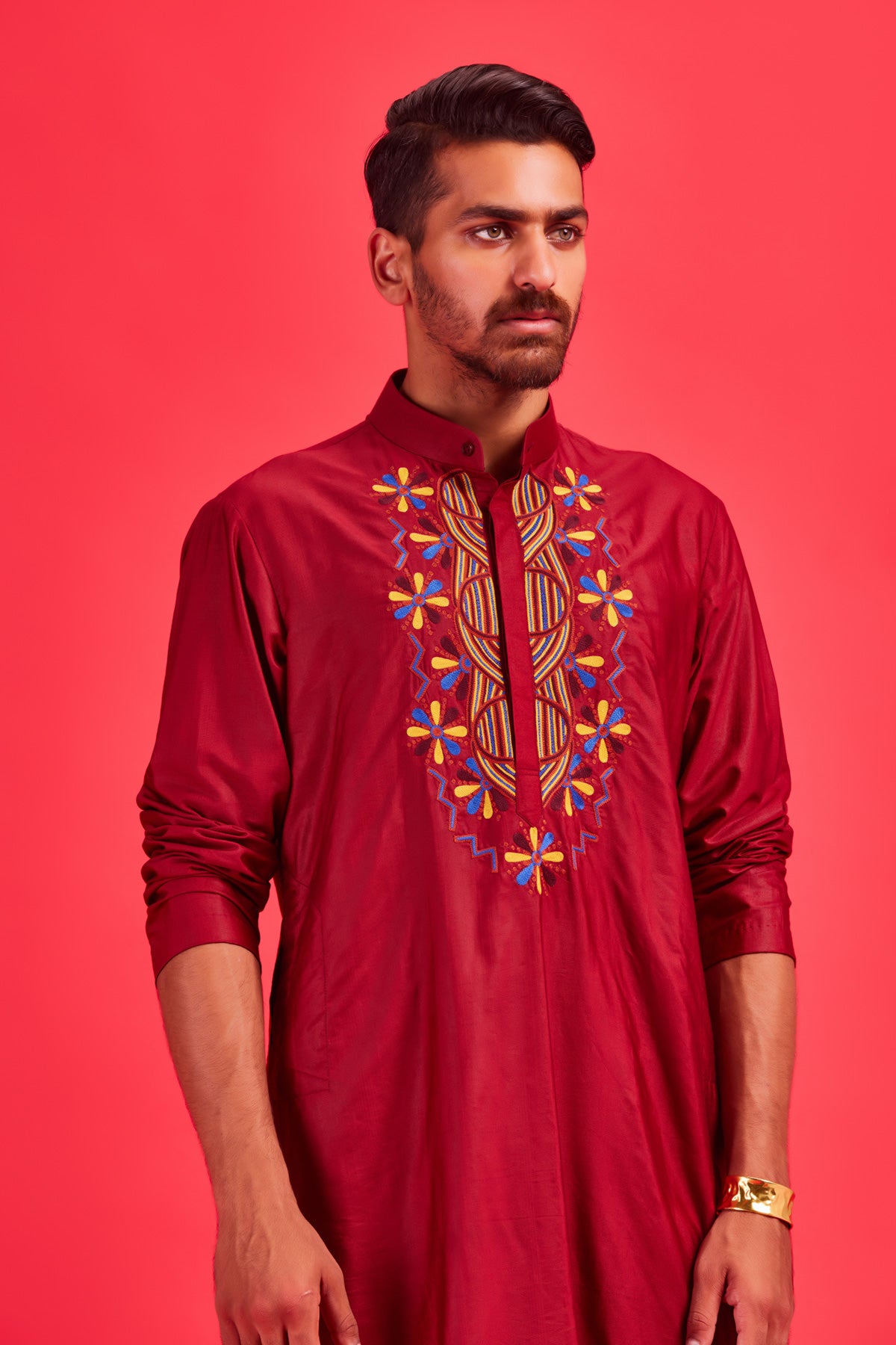 Maroon Thread Circle Lapel Embroidered Kurta With Maroon Pants