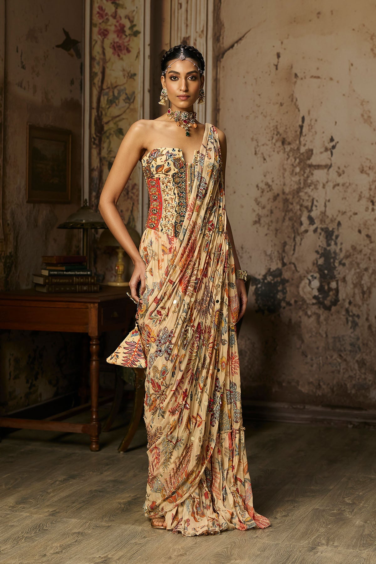 Beige Printed And Highlighted Corset With Tiered Skirt Saree Set
