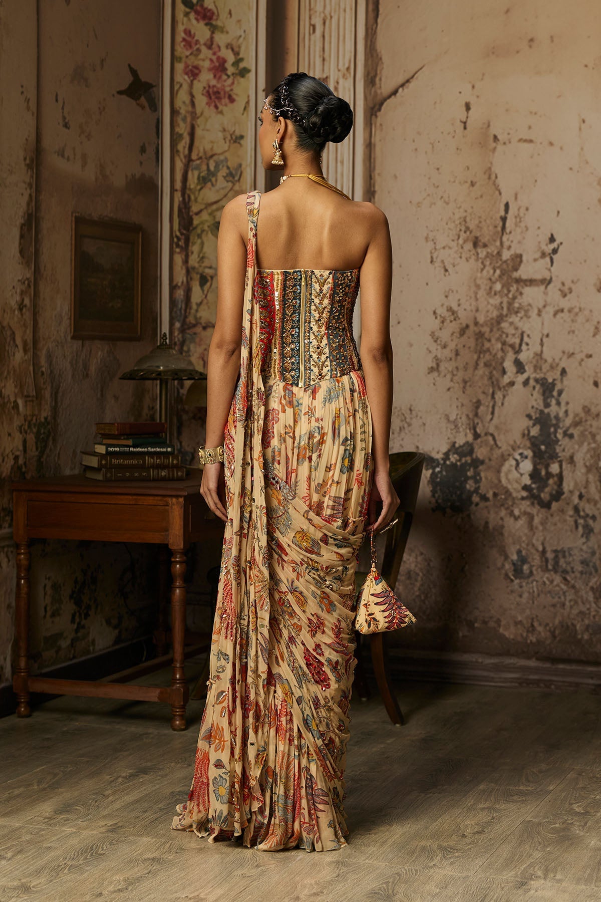 Beige Printed And Highlighted Corset With Tiered Skirt Saree Set