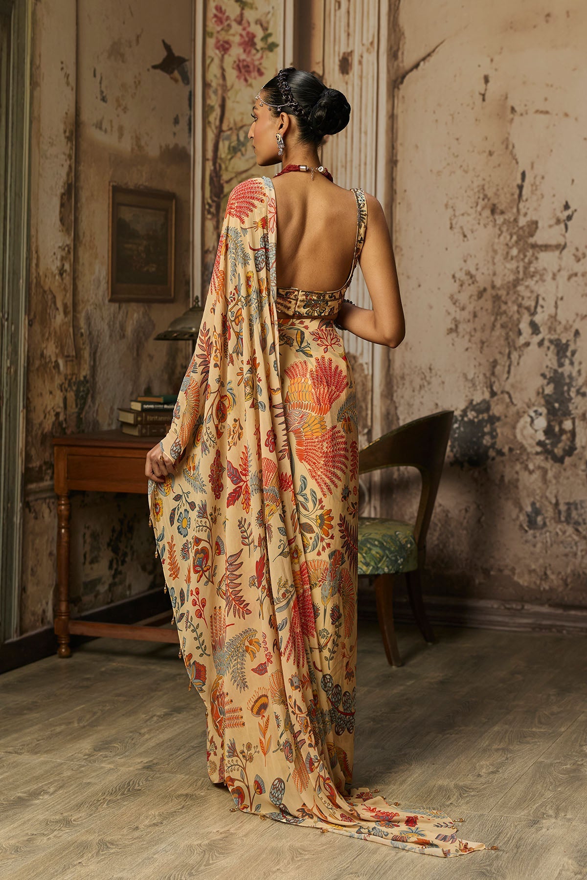 Beige Printed And Highlighted Blouse Skirt Saree Set