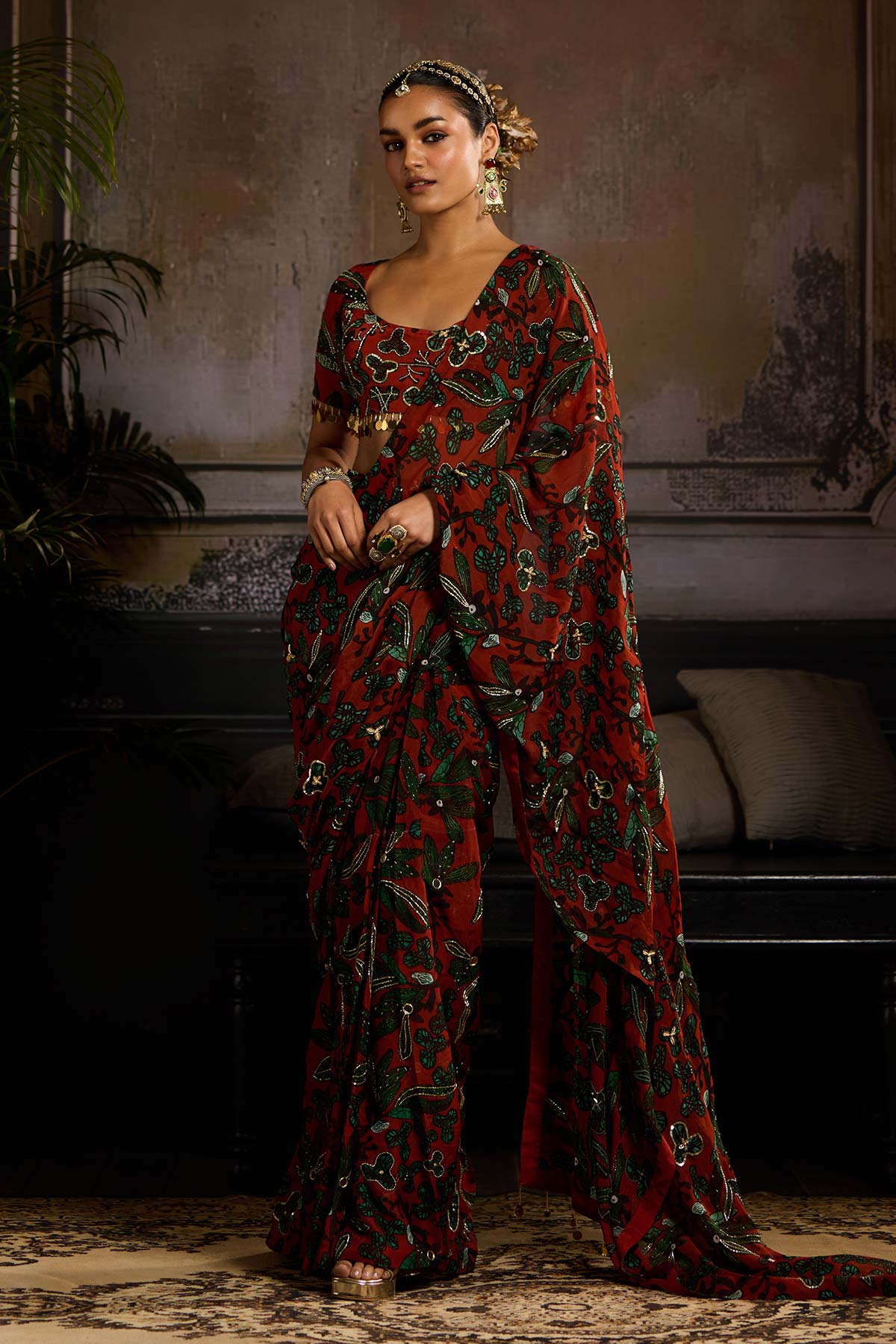 Rust 'print and Highlighted Pre-Draped Saree Set