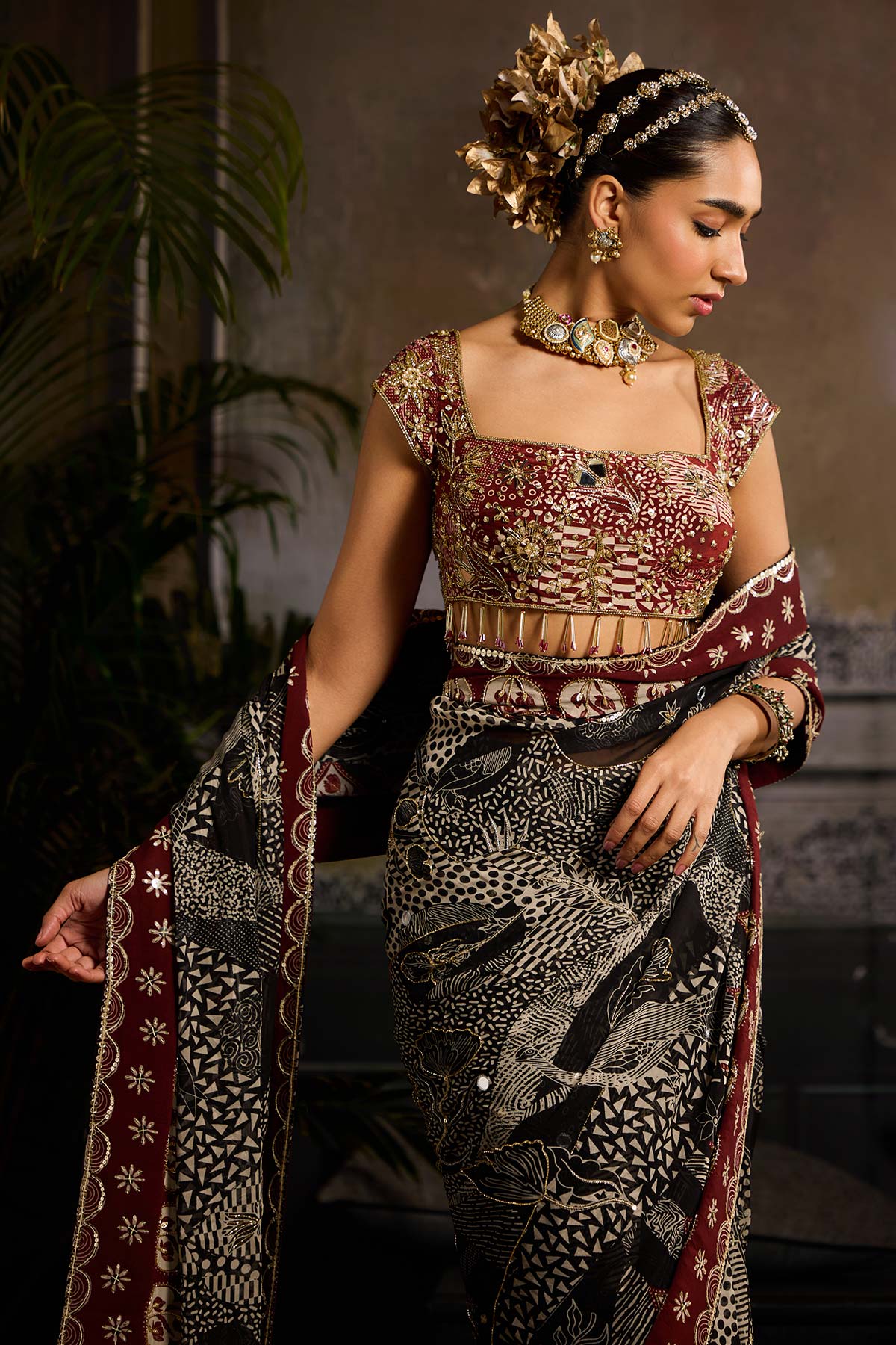 Black & Maroon Print and Highlighted  Pre Stitched Saree Set