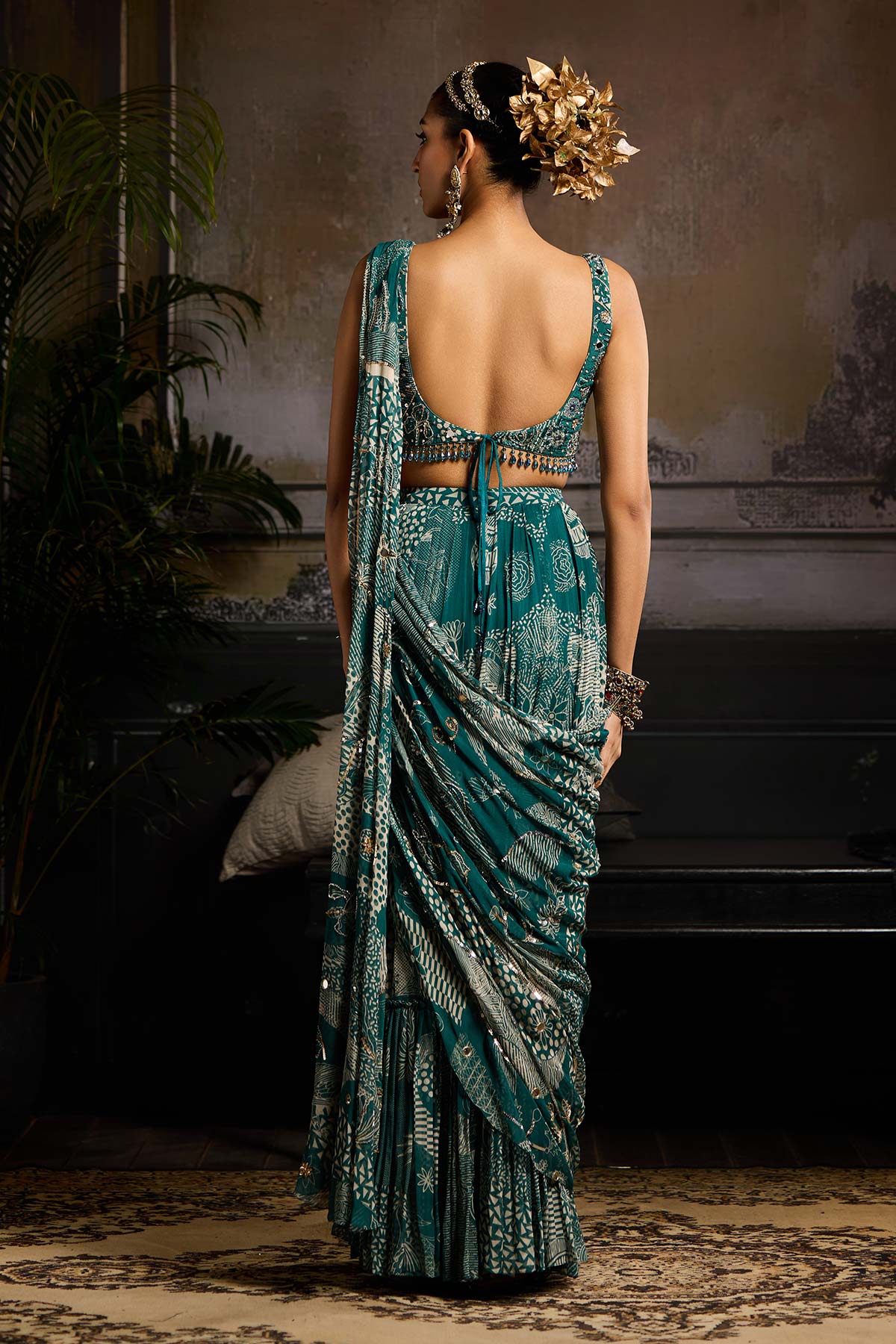 Teal Print and Highlighted Skirt Saree Set