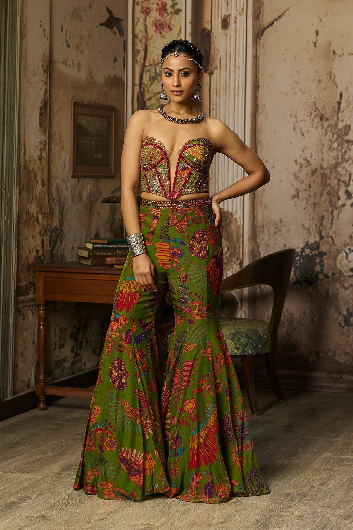 Pear Green Printed Highlighted Bell Bottom Pants Set