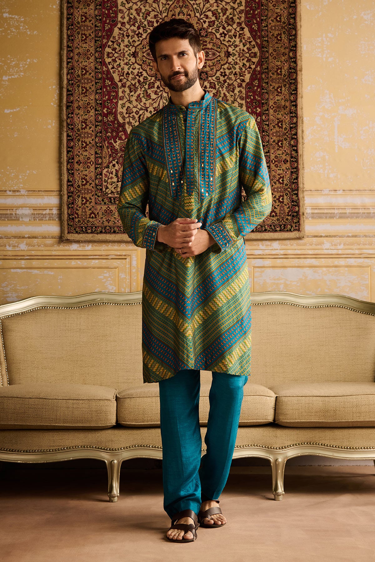 TEAL CHEVRON PRINT & EMBELLISHED KURTA AND BUNDY WITH SOLID PANTS