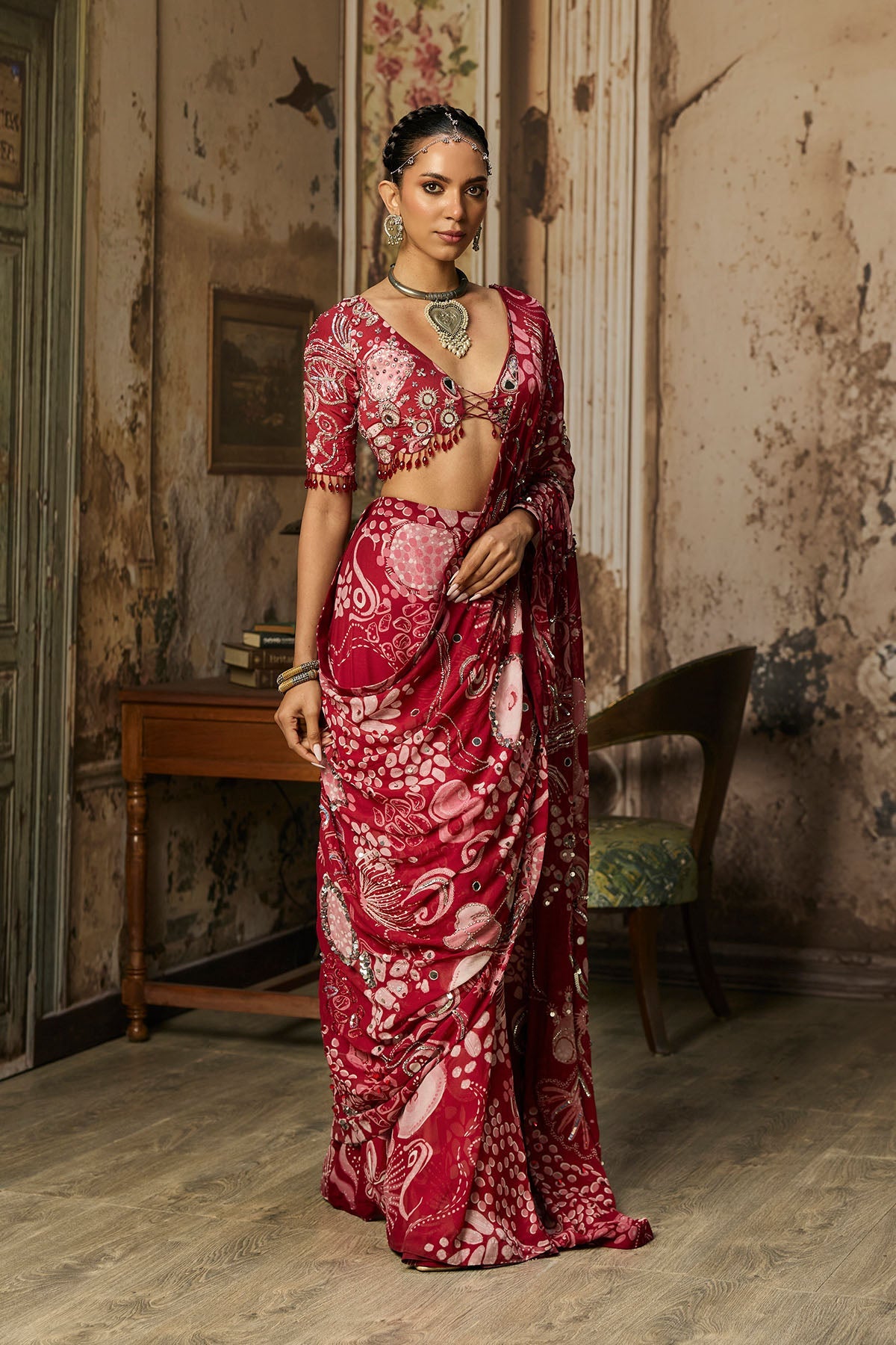 Scarlet Red Printed And Highlighted Classic Saree Set