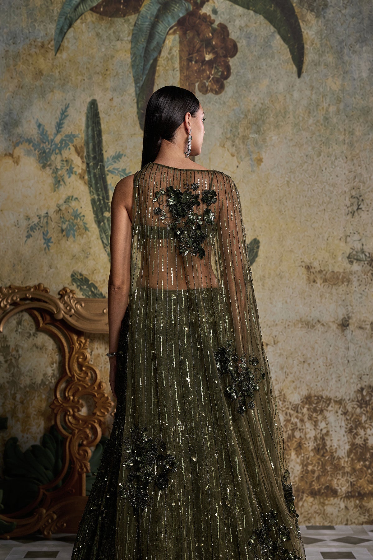 EARTHY GREEN EMBELLISHED CAPE MERMAID SET