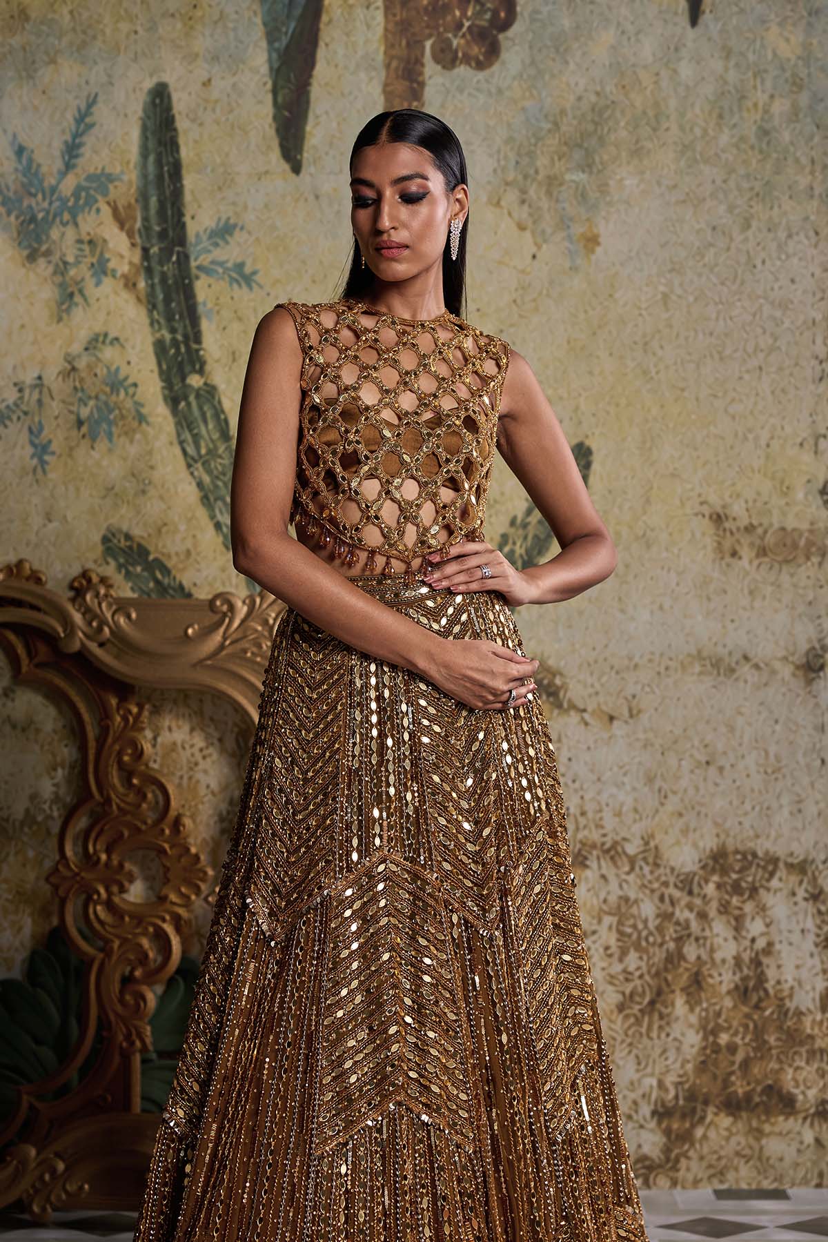 ANTIQUE GOLD EMBELLISHED LEHENGA SET