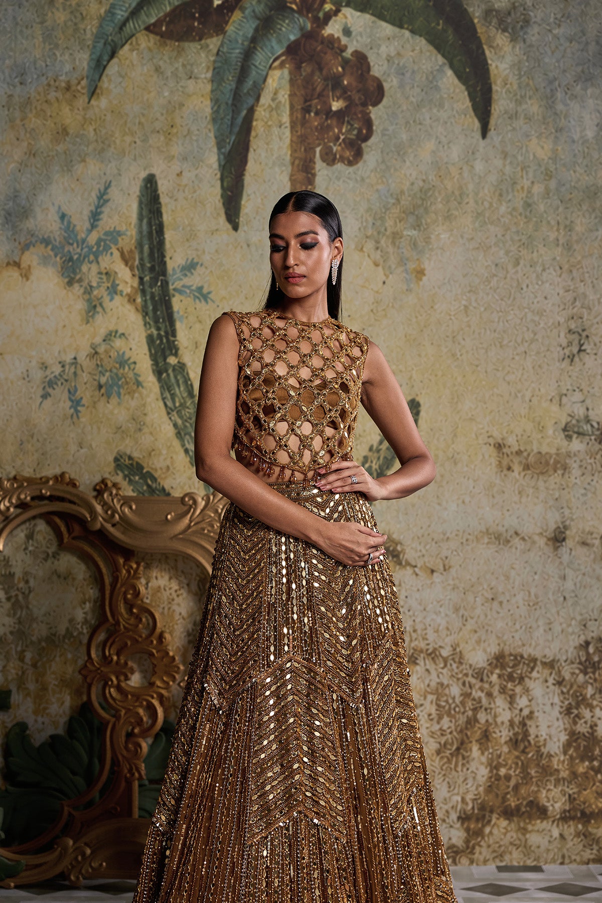 ANTIQUE GOLD EMBELLISHED LEHENGA SET
