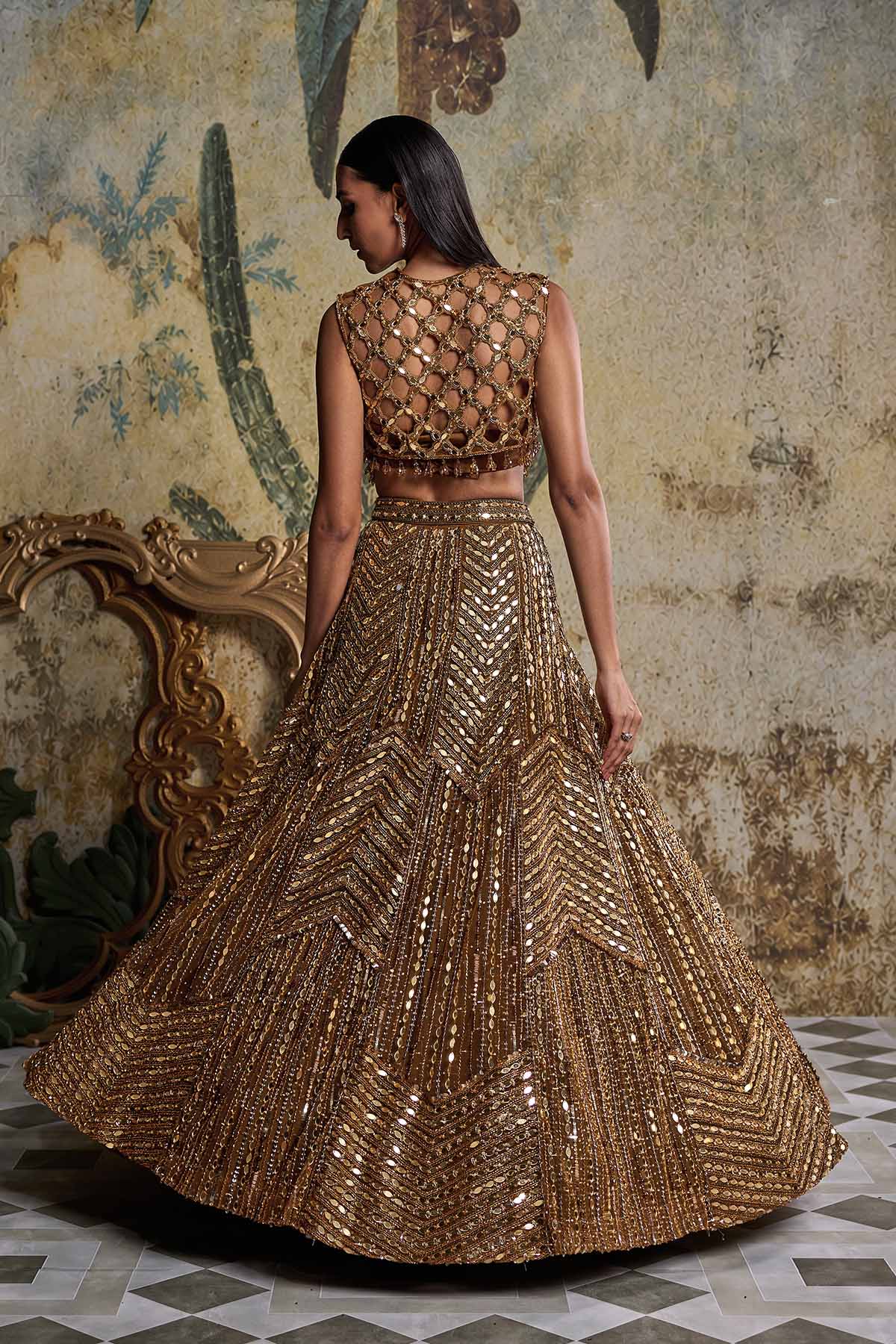 ANTIQUE GOLD EMBELLISHED LEHENGA SET